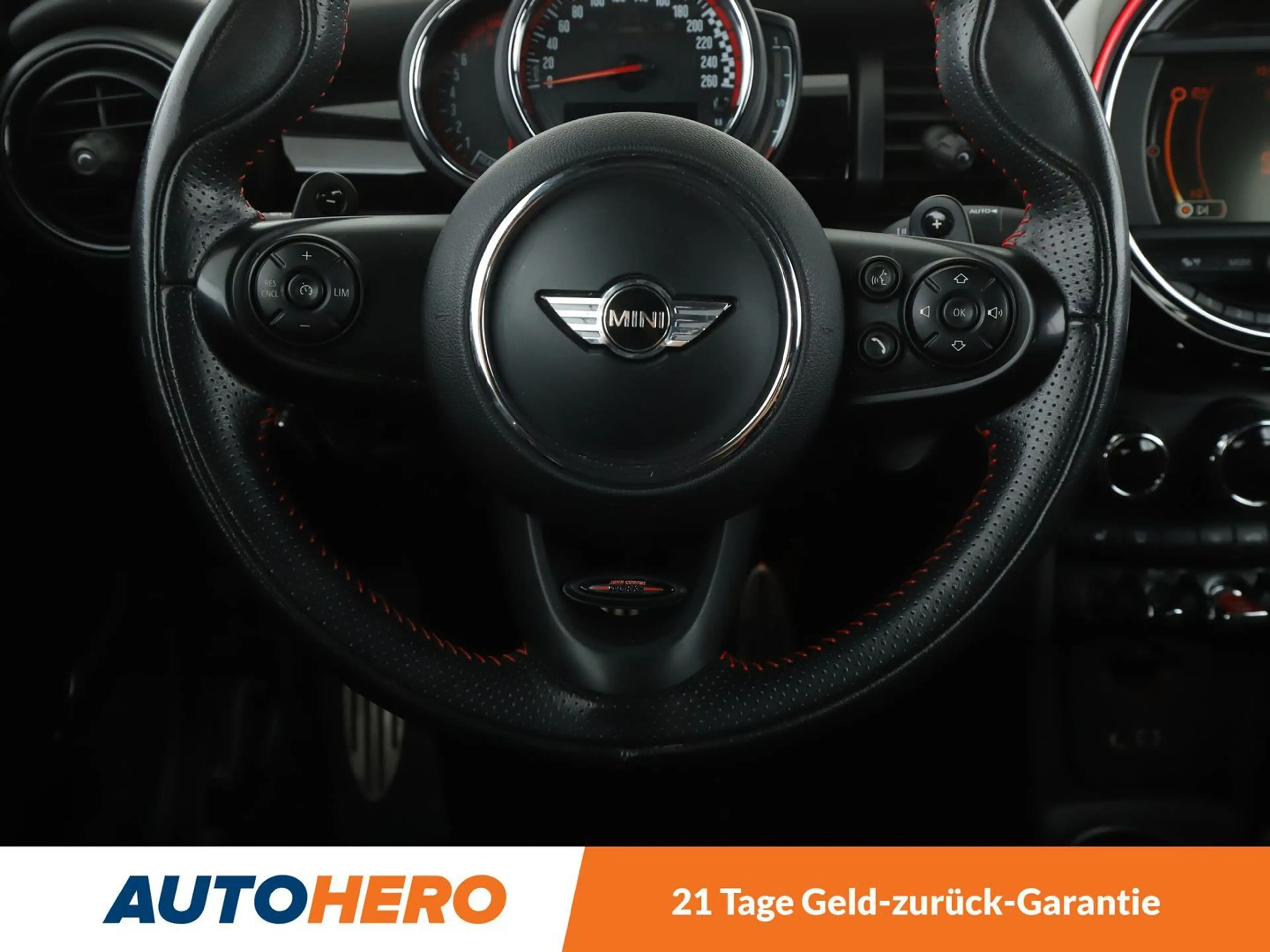 MINI John Cooper Works Cabrio John Cooper Works Aut.*NAVI*LED*TEMPO*CAM*PDC* — photo 13