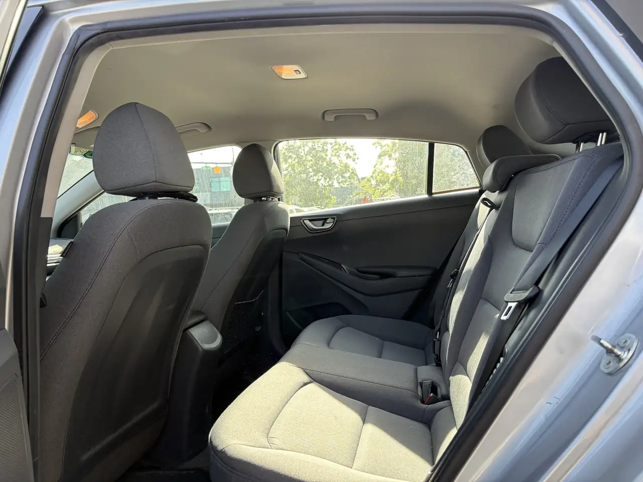 Hyundai IONIQ снимка Hyundai IONIQ