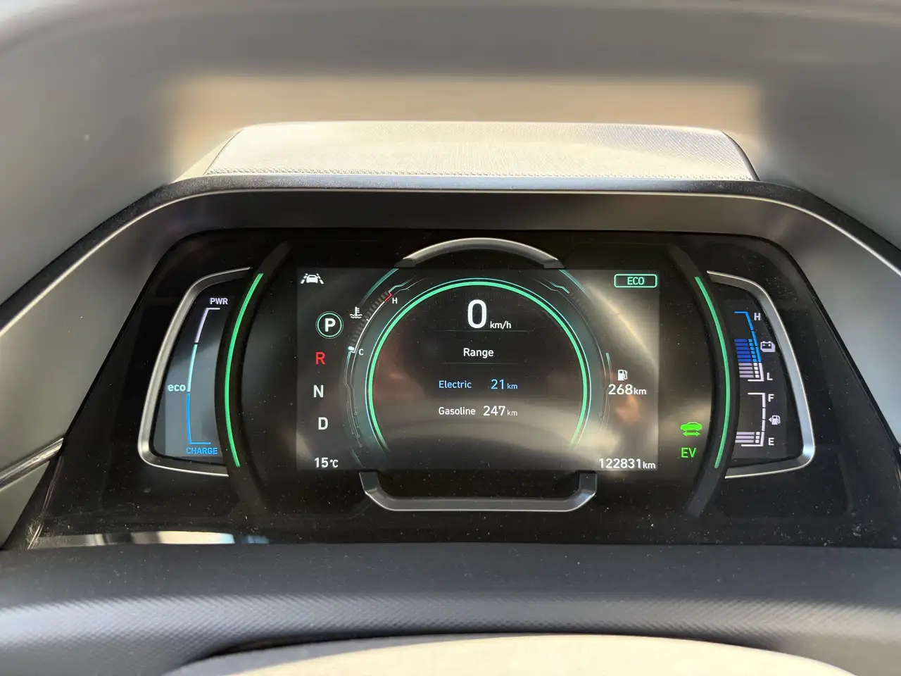 Hyundai IONIQ снимка Hyundai IONIQ
