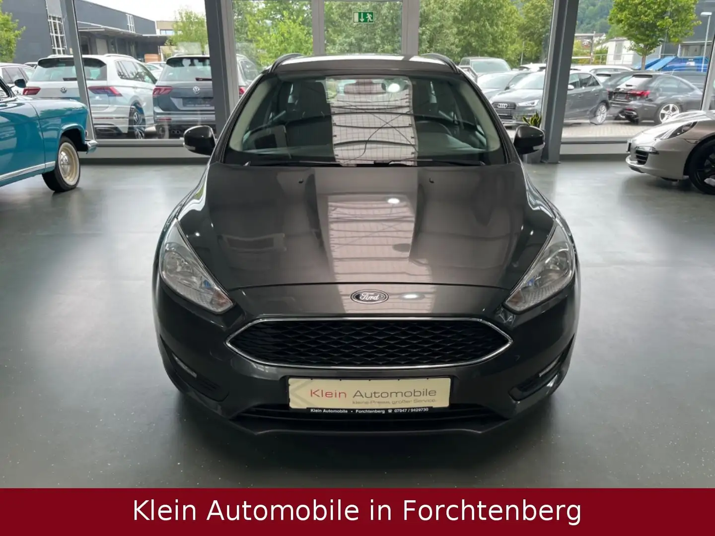 Ford Focus Turnier Business Navi PDC SHZ LM Tempomat Gris - 2