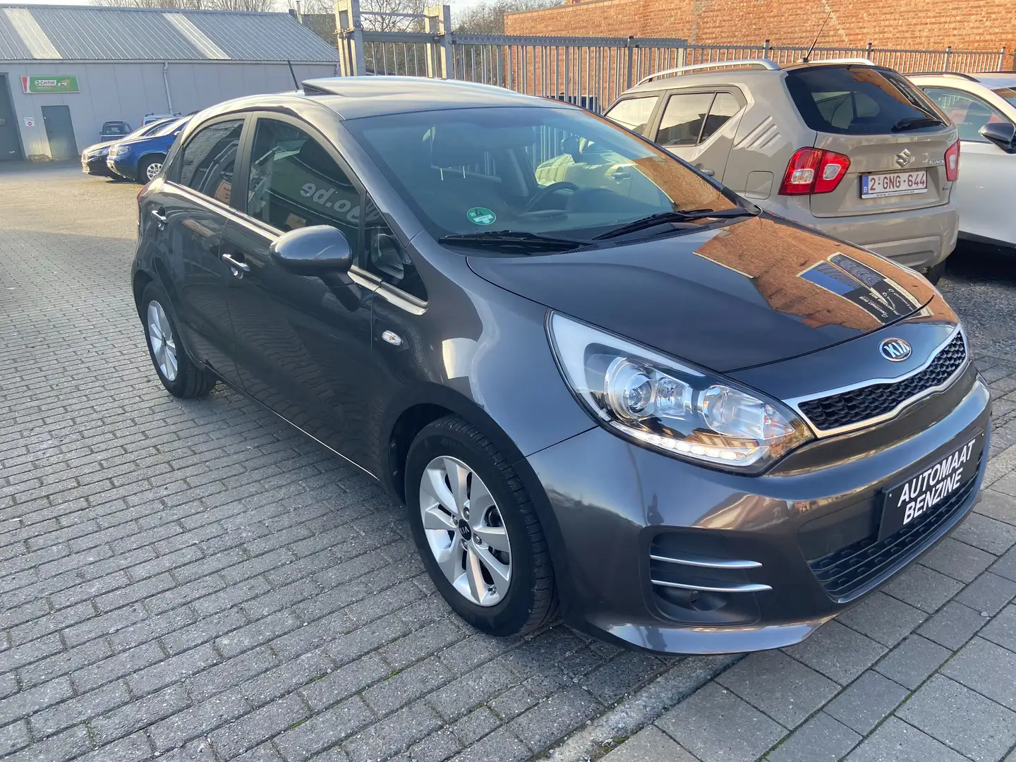 Kia Rio Rio 1.4 Automaat NAVI CRUISE ALU CAMERA 60000km! Gris - 2