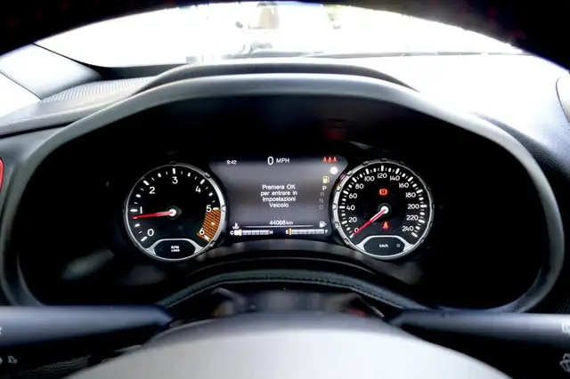 Jeep Renegade view 14