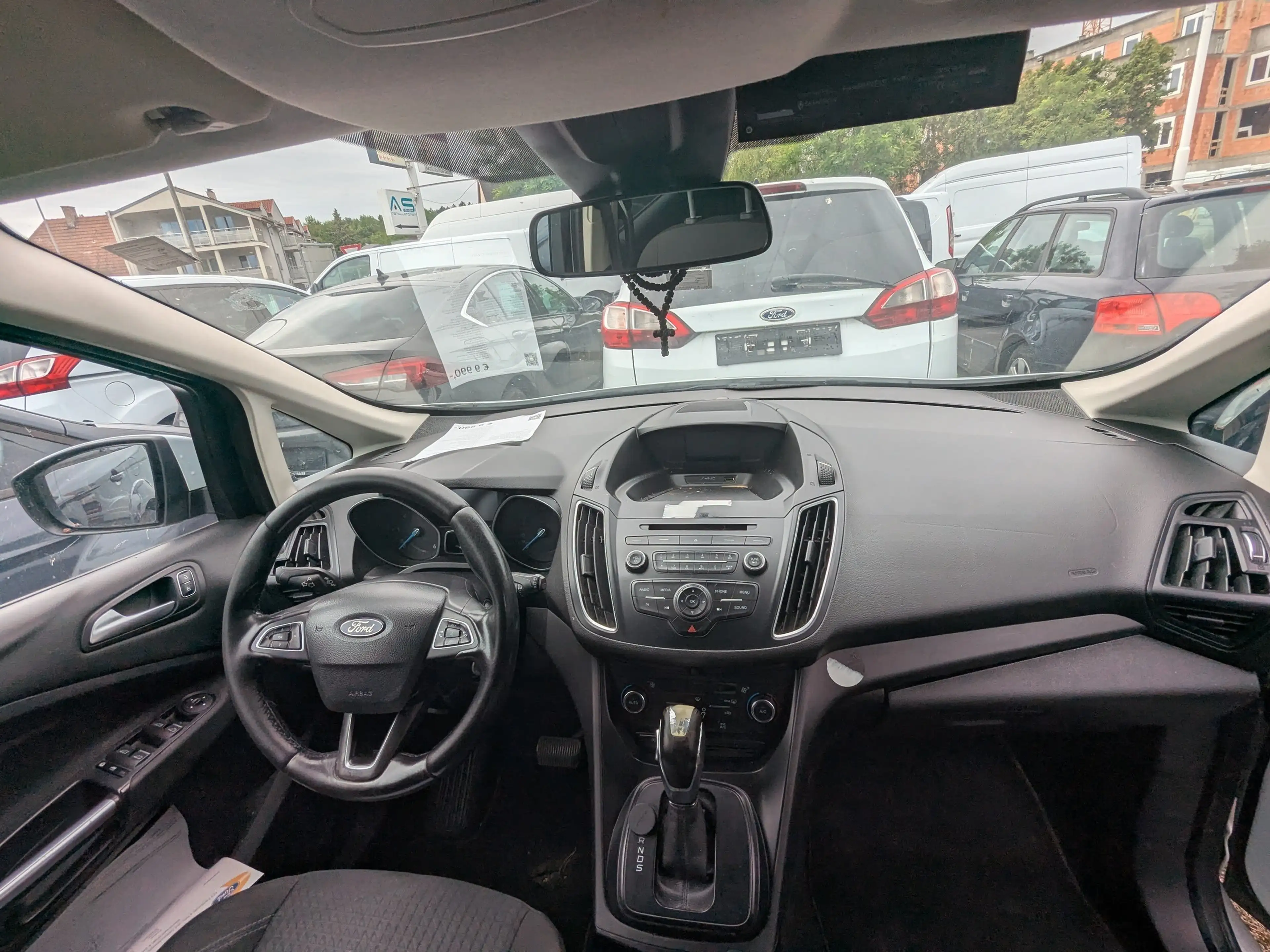 Ford Grand C-Max Trend — photo 5