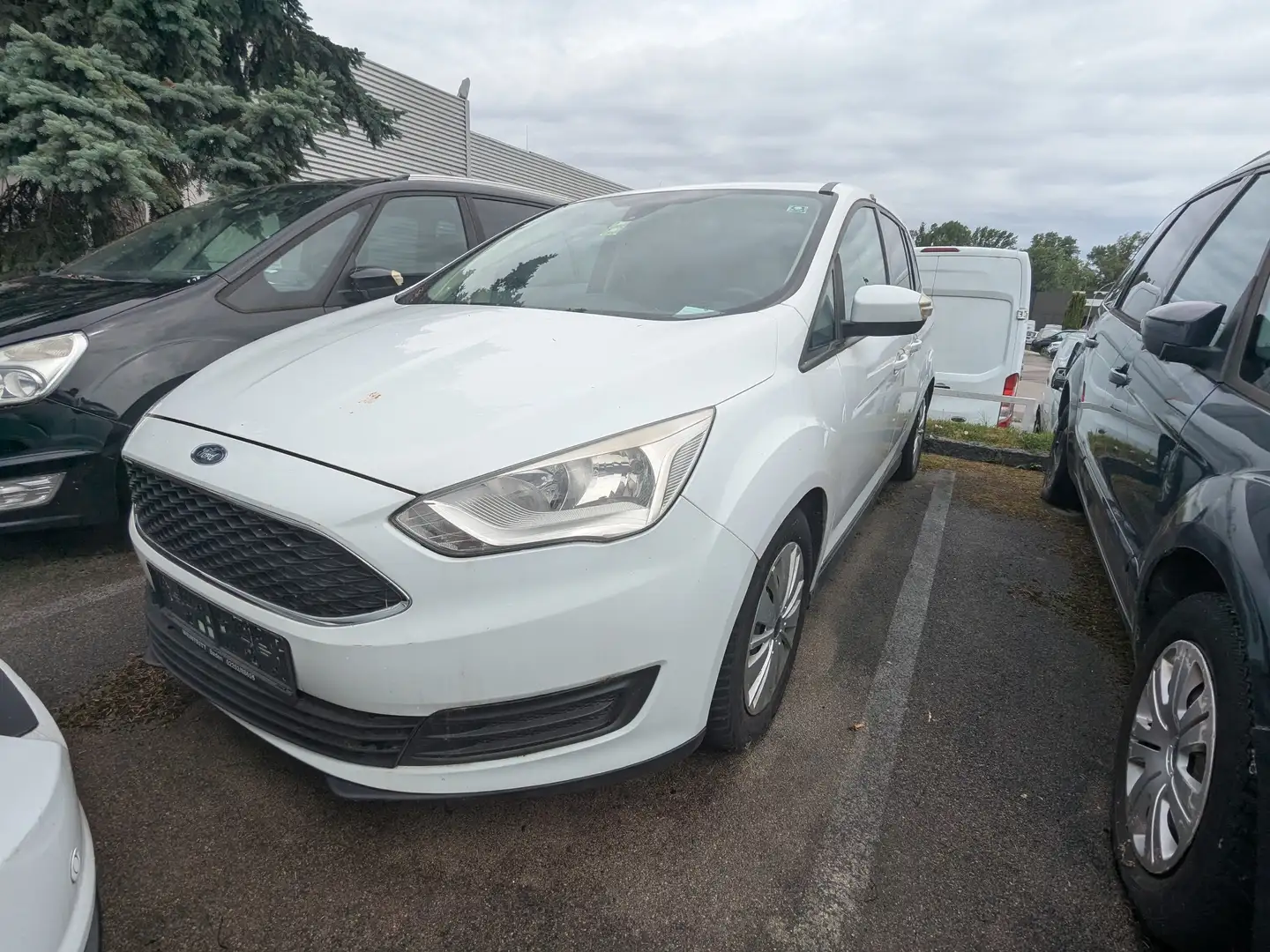 Ford Grand C-Max Trend Weiß - 2