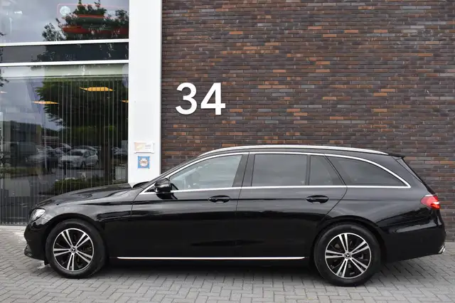 Mercedes-Benz E-Class view 12