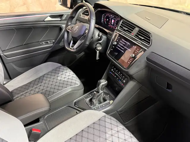 Volkswagen Tiguan view 14