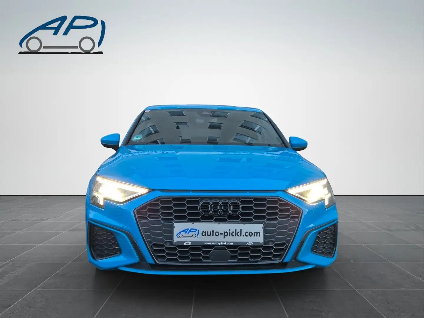 Audi A3 Sportback 35 TDI S line/Optik P/ACC/VC/18/LED Blau - 2
