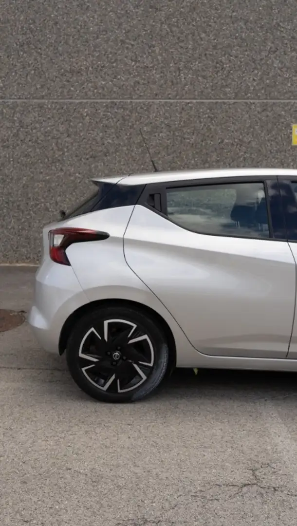 Nissan Micra IG-T N-Desing Chrome 92 Plateado - 2