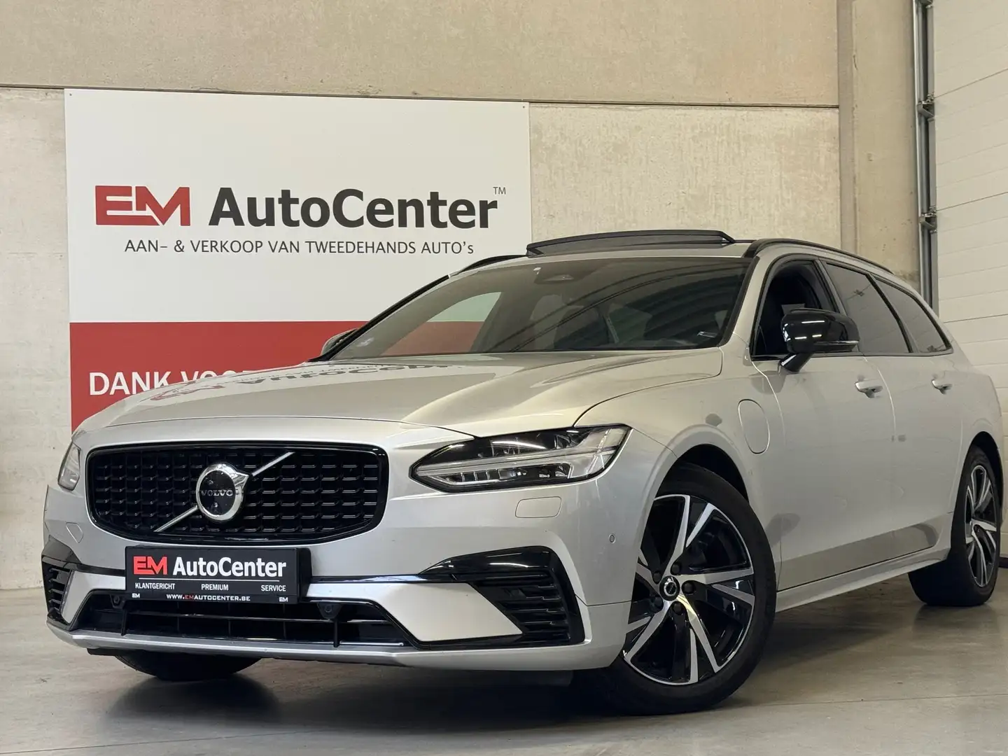 Volvo V90 2.0 T6 AWD PHEV R-Design PANO-CPlay-HK-Memory-FULL Zilver - 1
