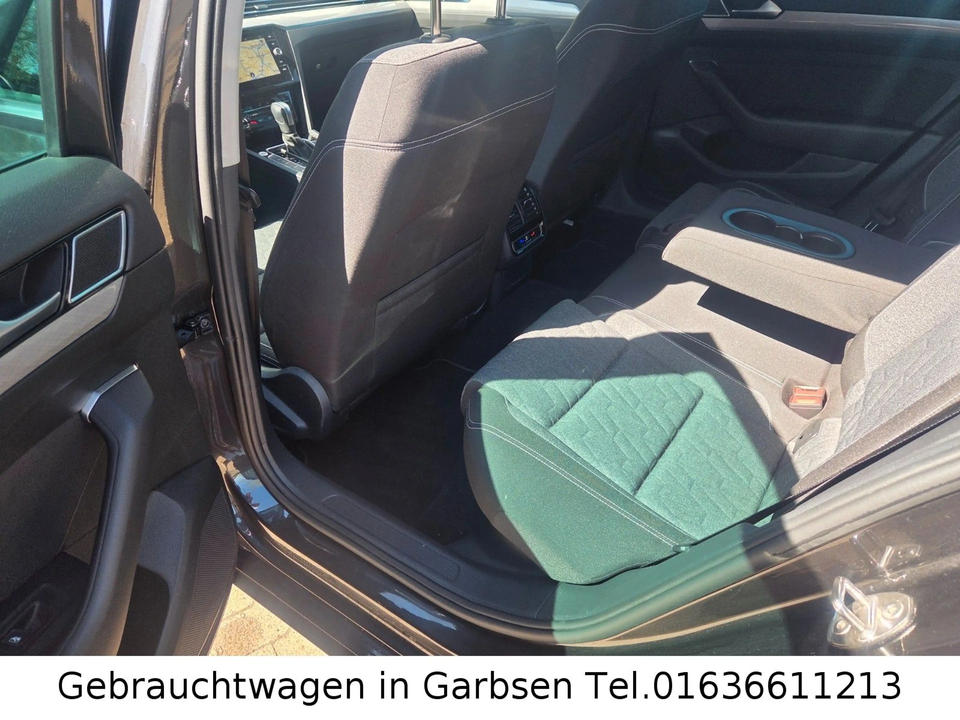 Volkswagen Passat Variant 2.0 TDI DSG NAVI AHK SHZ ACC LED — photo 14