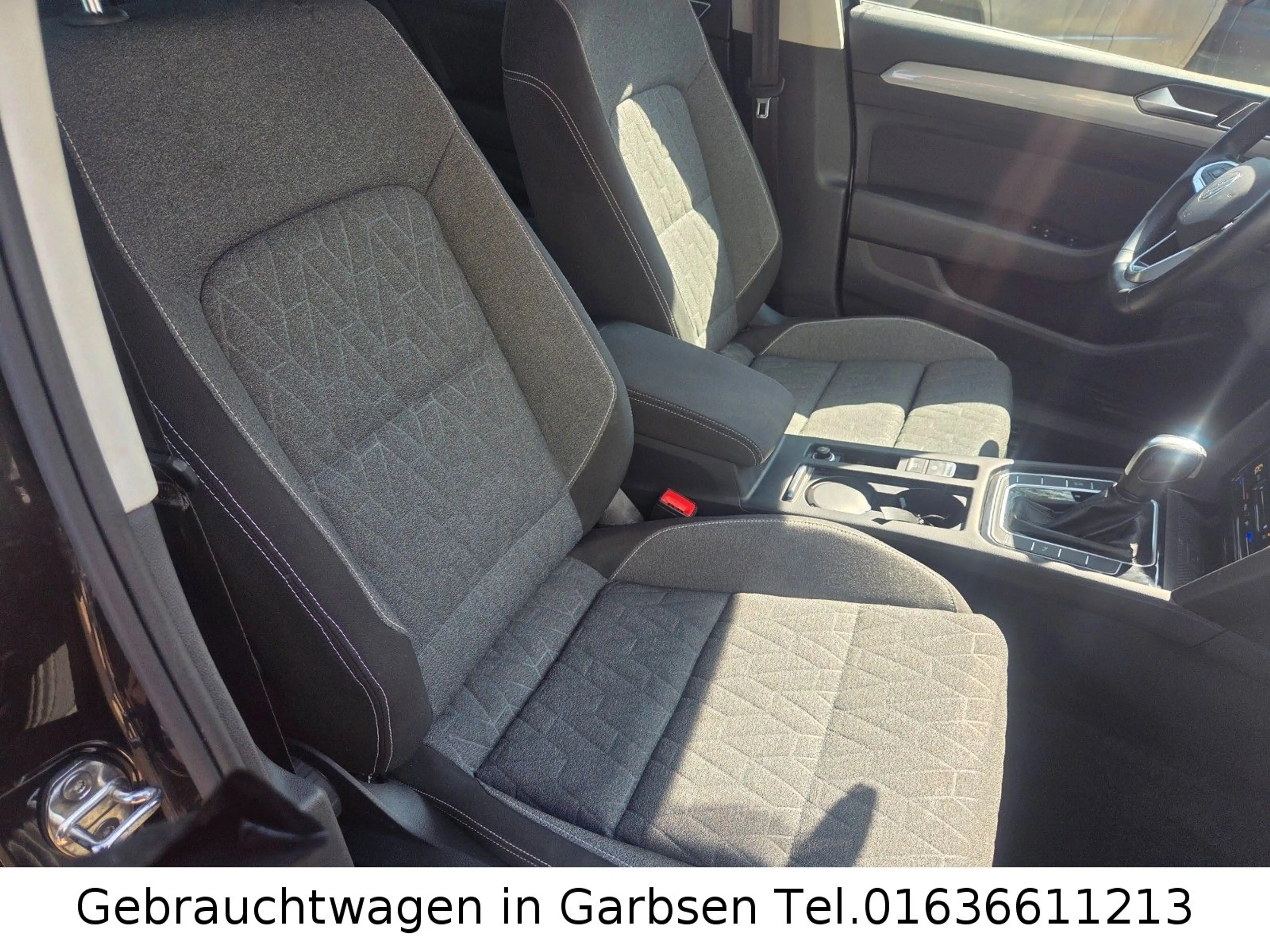 Volkswagen Passat Variant 2.0 TDI DSG NAVI AHK SHZ ACC LED — photo 13