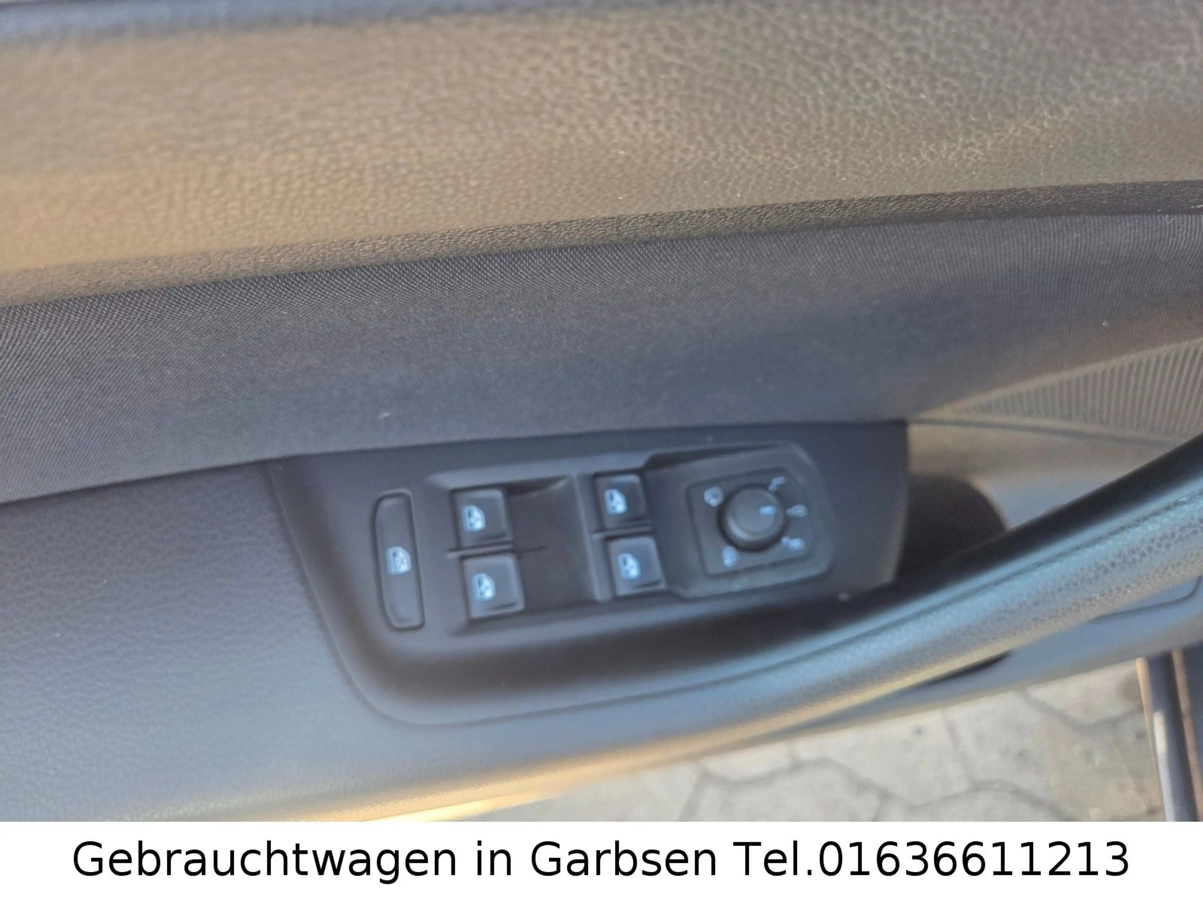 Volkswagen Passat Variant 2.0 TDI DSG NAVI AHK SHZ ACC LED — photo 11