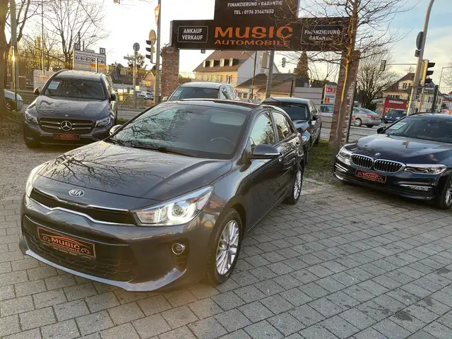 Kia Rio Dream Team/Navigation /Kamera