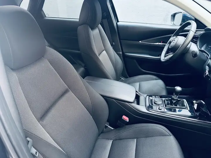 Mazda CX-30 2024, foto 37