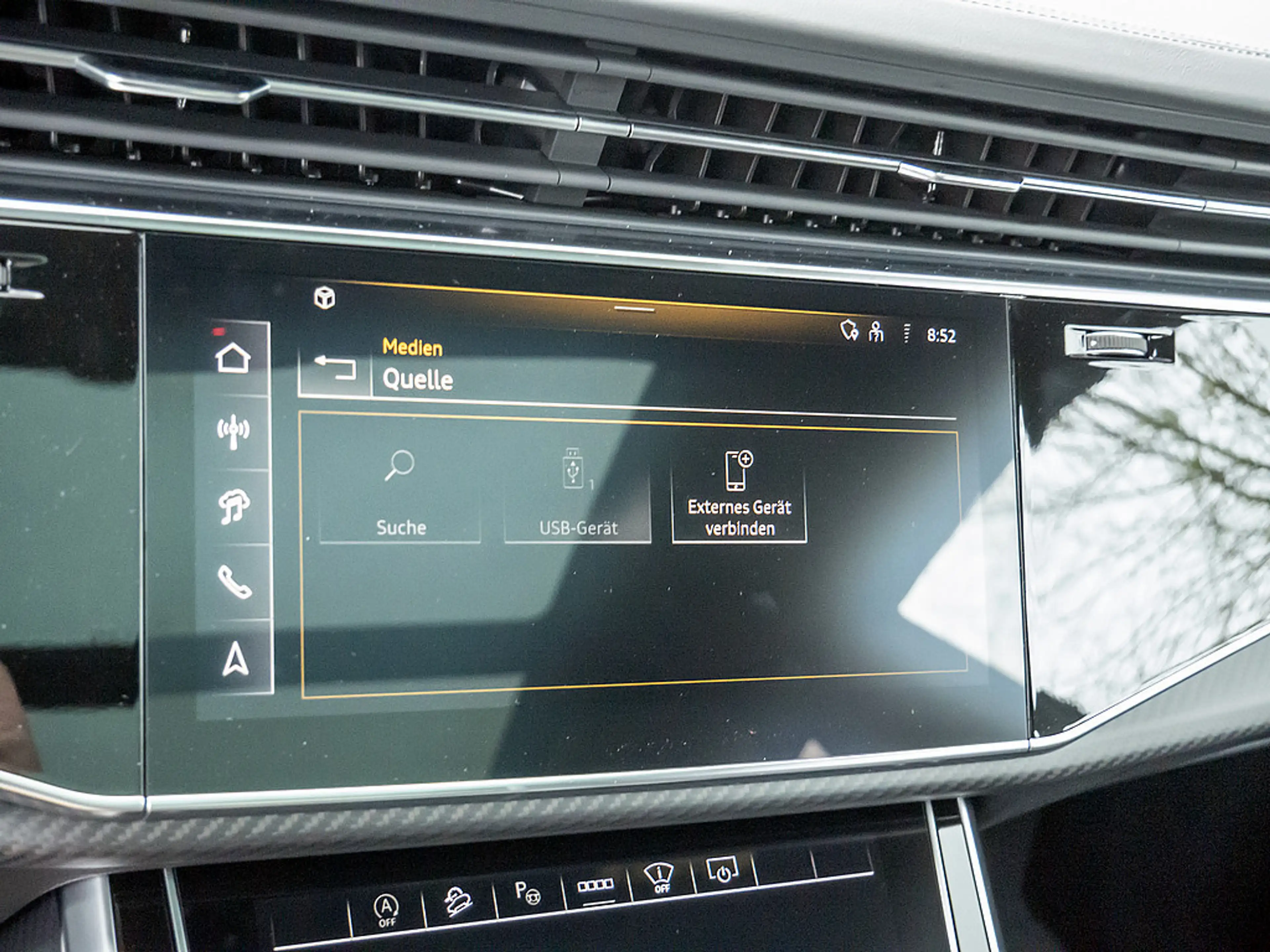 Audi RS Q8 SUV performance LASER PANO AHK STANDHZ — photo 13