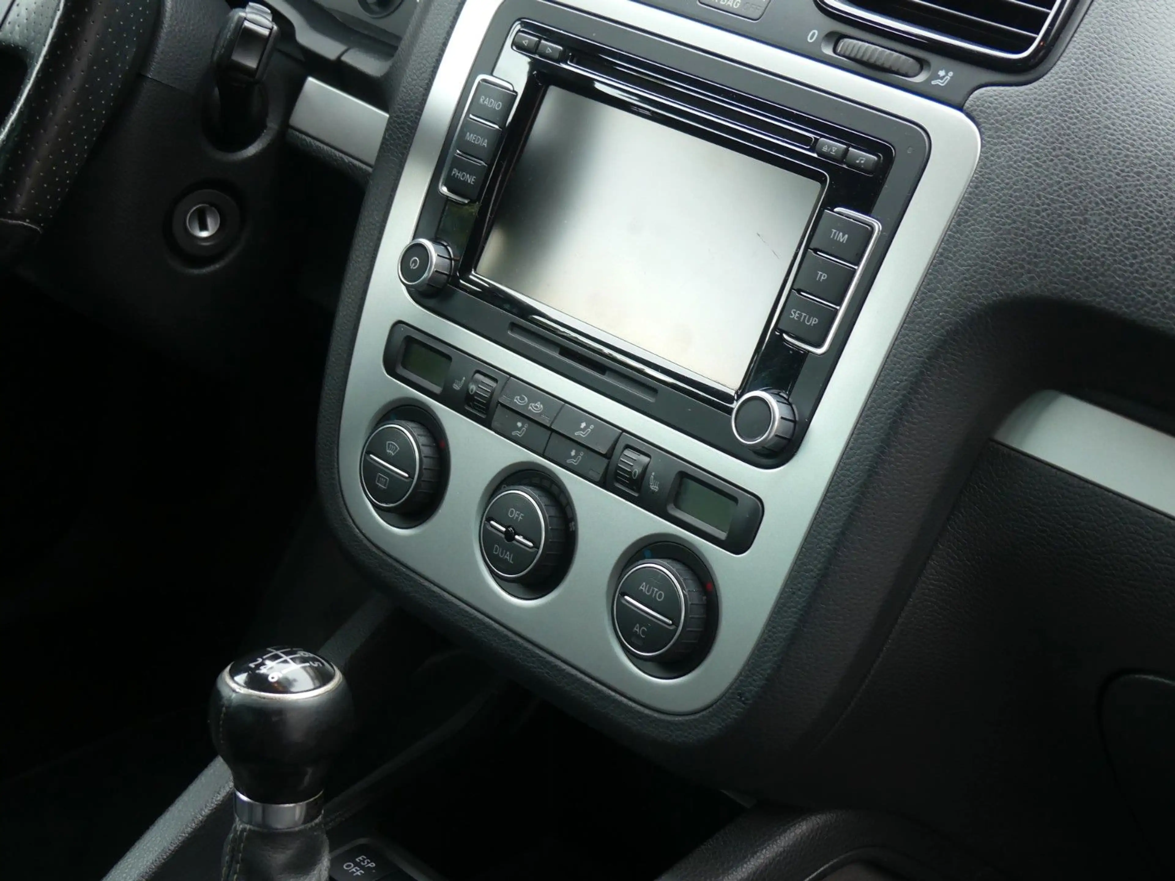 Volkswagen Scirocco 1.4 TSI — photo 14