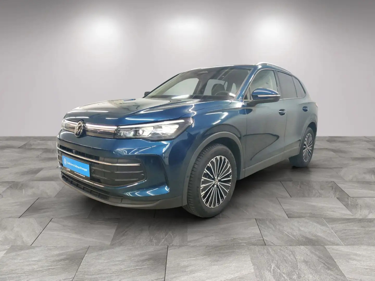 Volkswagen Tiguan Life 1.5 eTSI Matrix/Pano/Standhz/1.30Gar Blau - 2