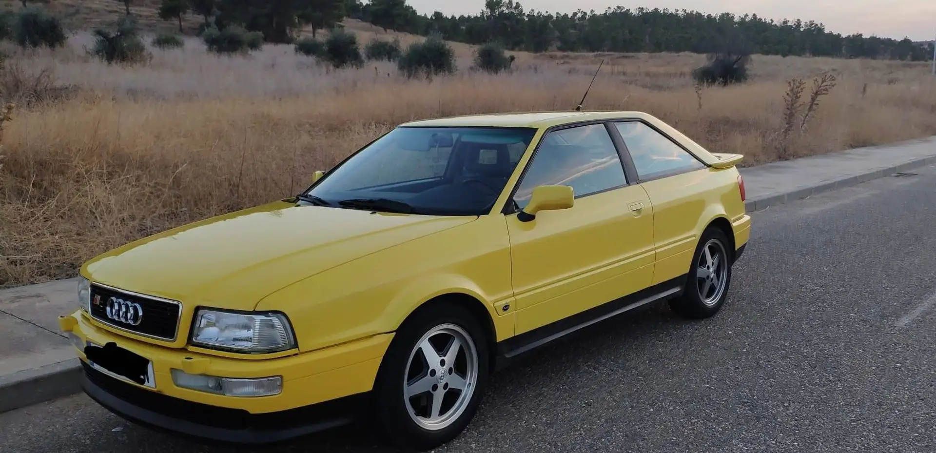 Audi S2 quattro Amarillo - 1