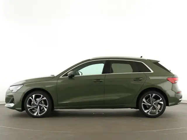 Audi A3 view 4