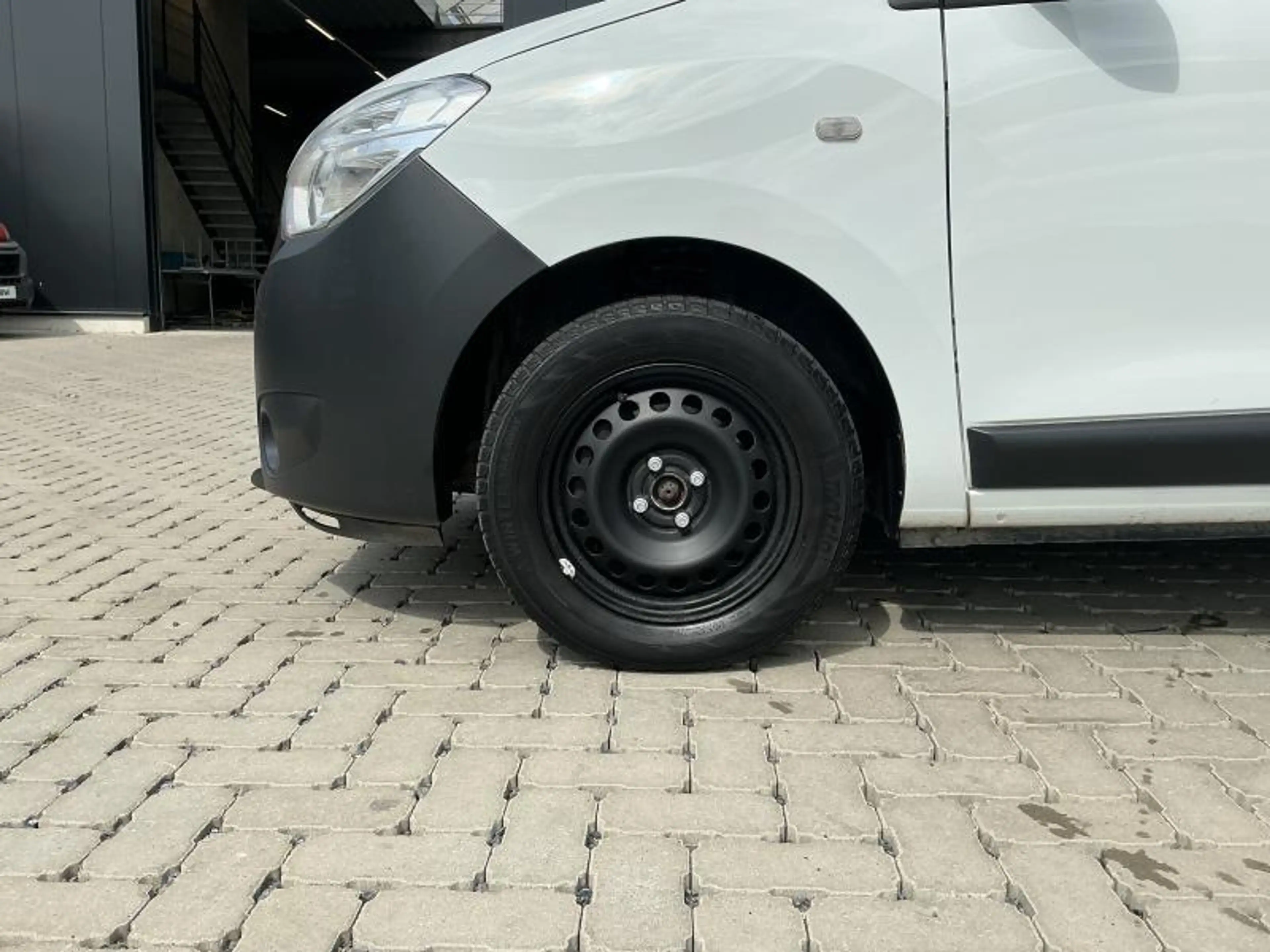 Dacia Dokker CONFORT — photo 9