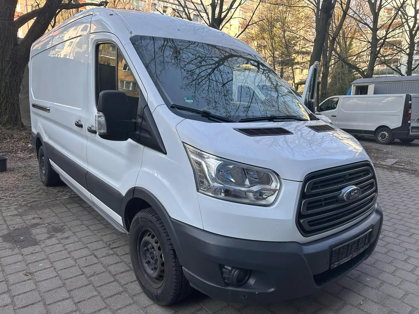 Ford Transit 350 L3H3 Lkw Va Trend TÜV 08.2025 Biały - 1