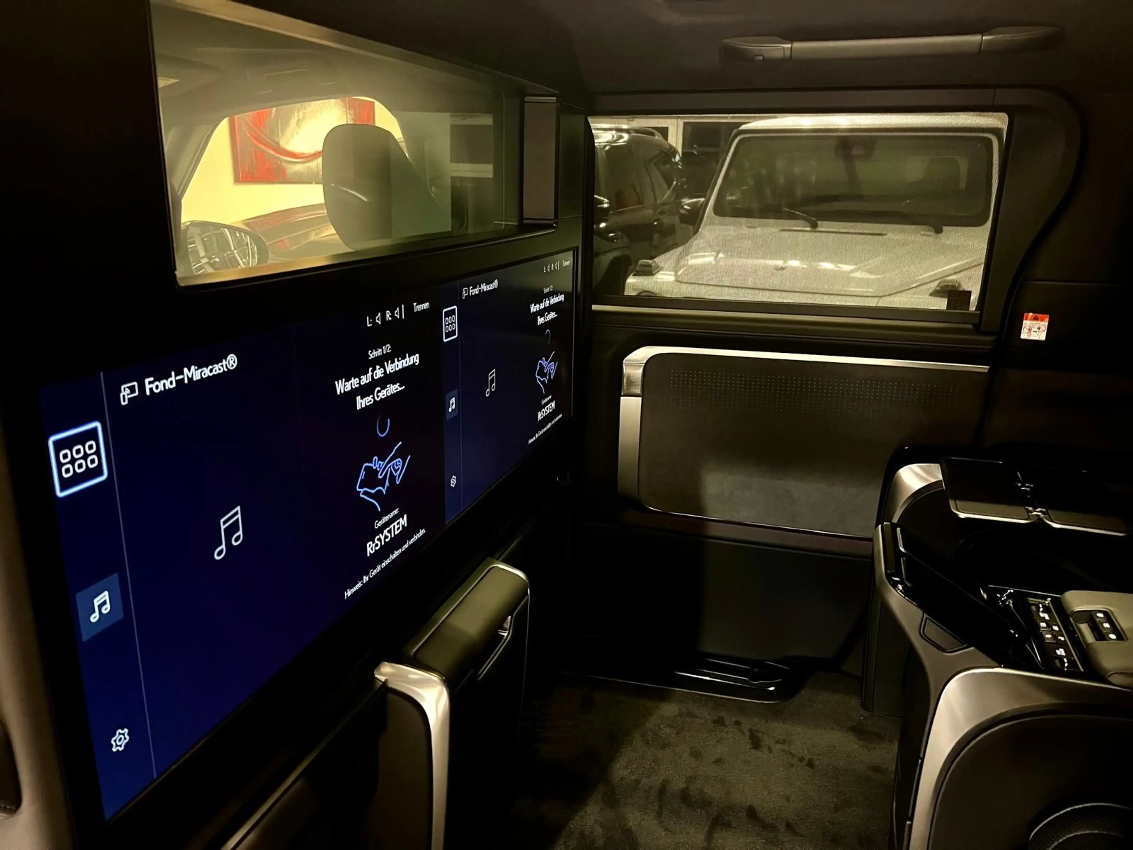 Lexus LM 350h LUXURY-4-SEATS-MASSAGE-108.390- — photo 3