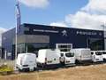 Peugeot 3008 EV 73 kWh 210pk Allure Avantage | Navigatie | Acht Zwart - thumbnail 23