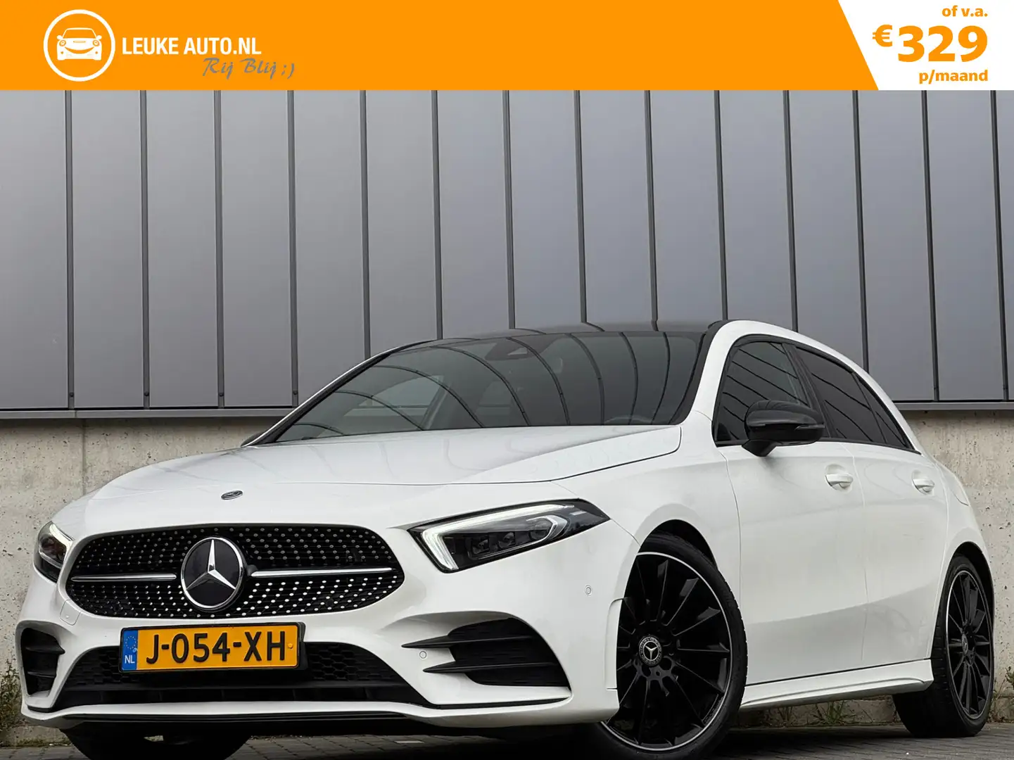 Mercedes-Benz A 200 163PK Automaat AMG Night Sfeer 19'' Camera Wit - 1