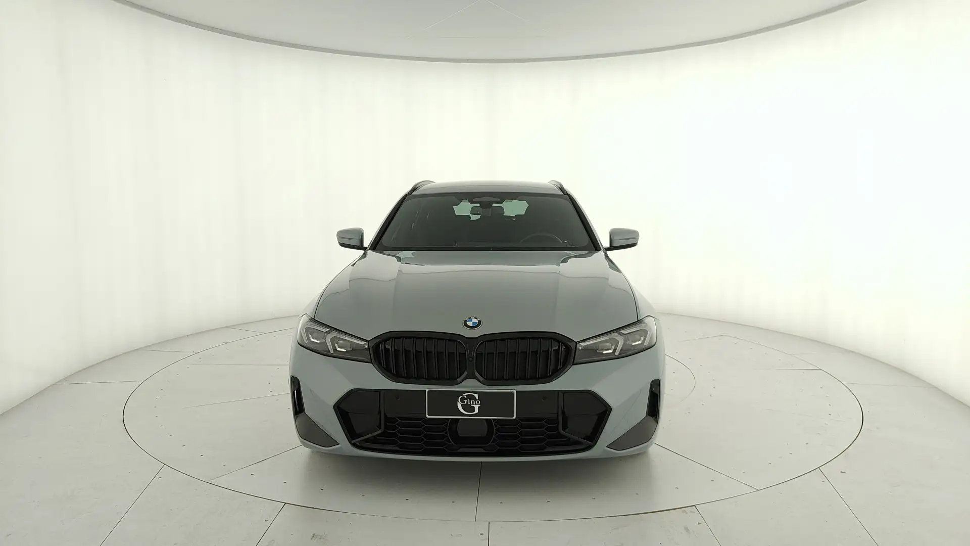 BMW 320 d Touring mhev 48V Msport xdrive auto Grigio - 2