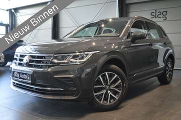 1.4 TSI eHybrid LIFE carplay cruise camera trekhaa
