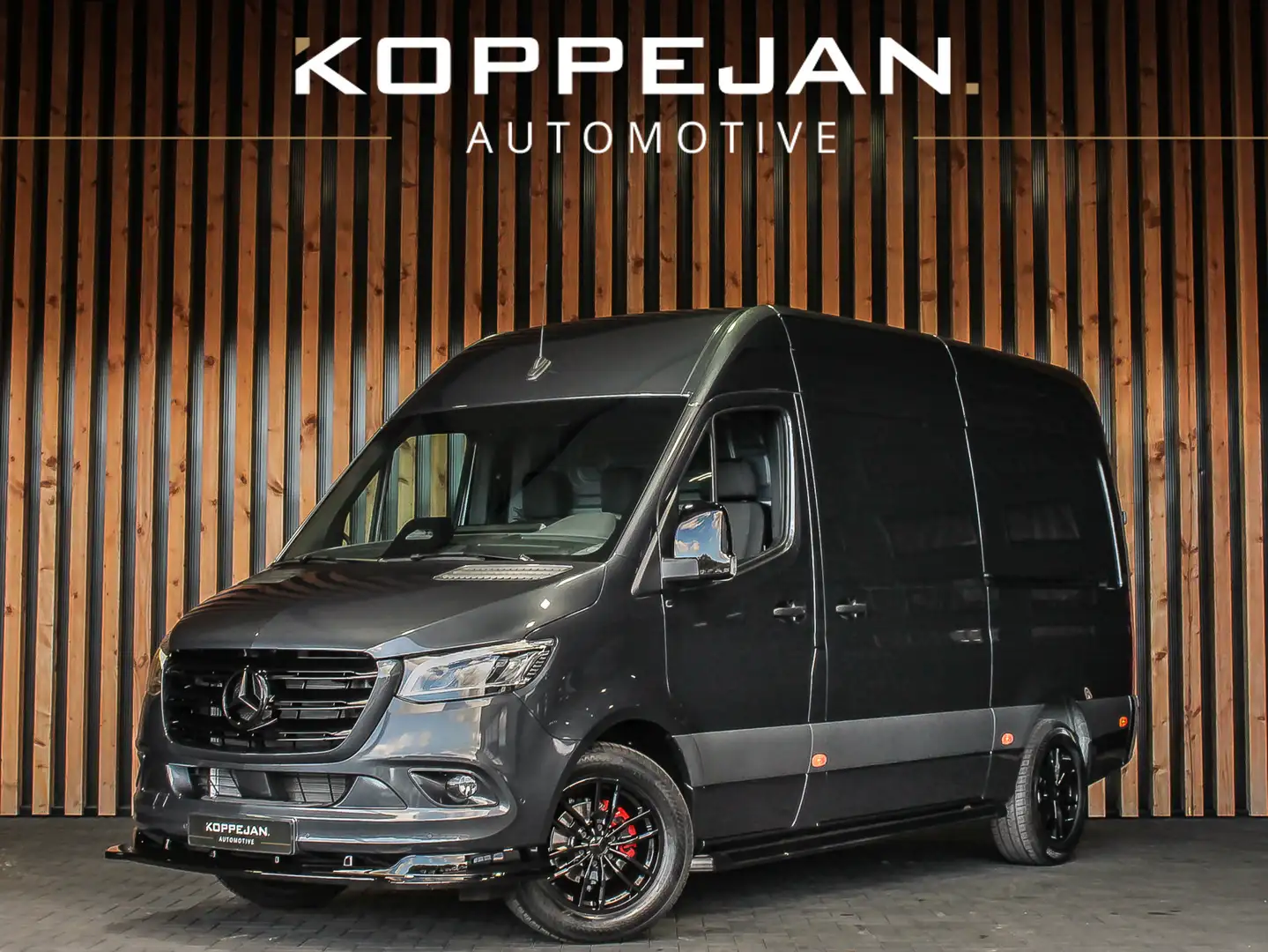 Mercedes-Benz Sprinter 319 CDI 190PK Automaat L2H2 Pro | BPM VRIJ! | FACE Gris - 1