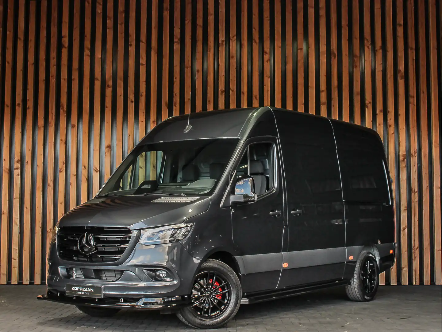 Mercedes-Benz Sprinter 319 CDI 190PK Automaat L2H2 Pro | BPM VRIJ! | FACE Gris - 2