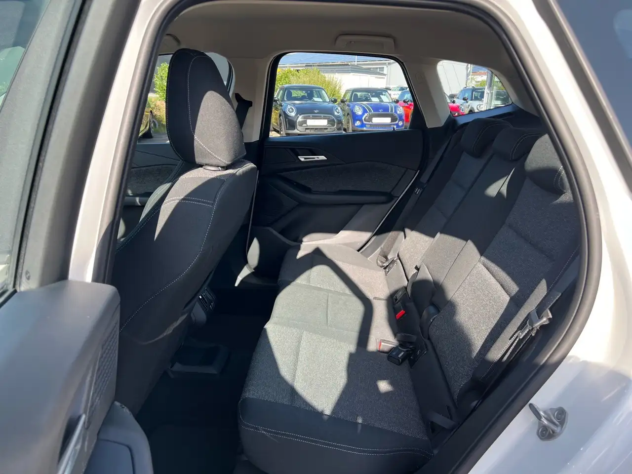 BMW 218 d Active Tourer RFK Head-Up Navi LED Shz, миниатюра 22