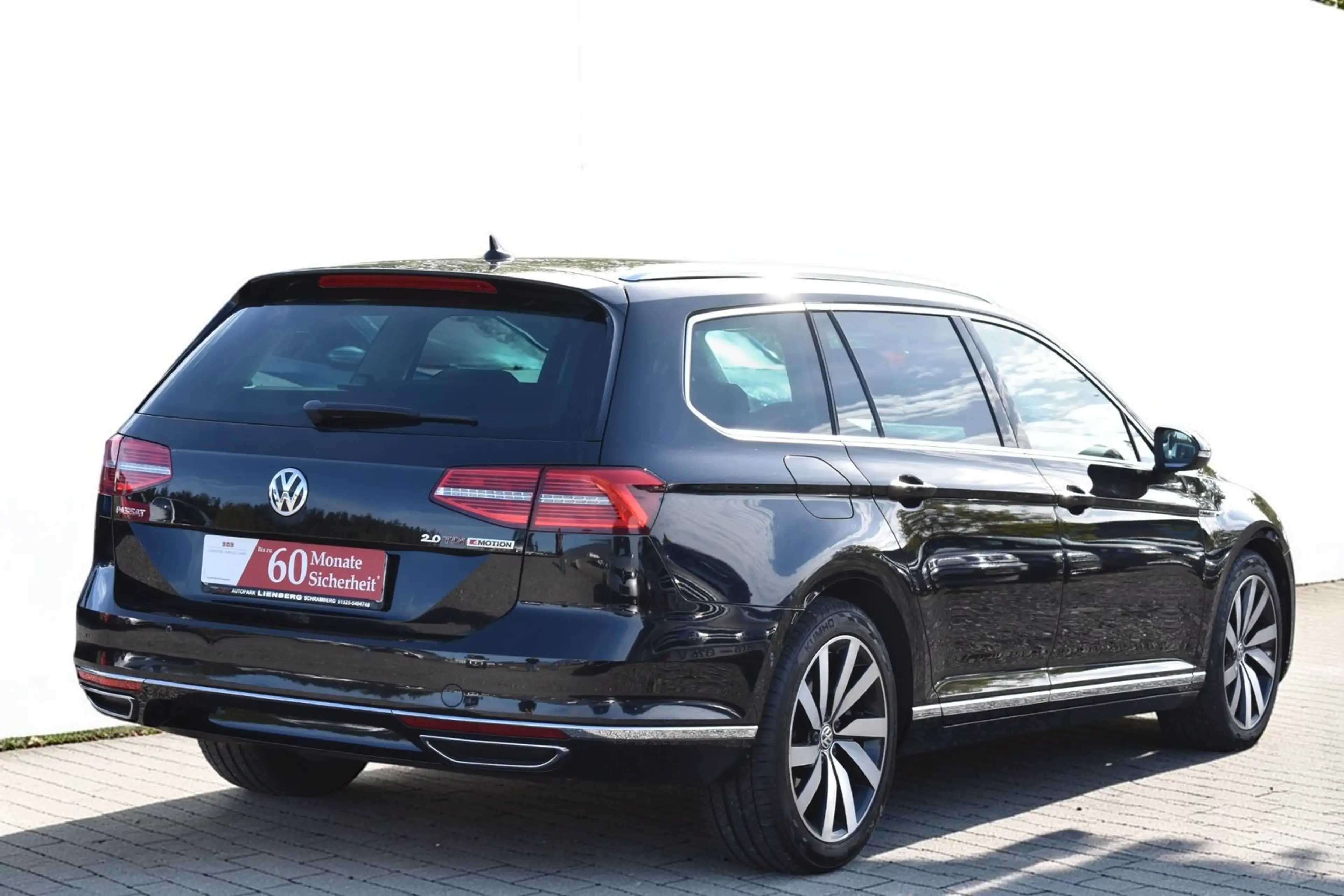 Volkswagen Passat Variant 2.0TDI*Highline*4Motion*Leder*LED — photo 9