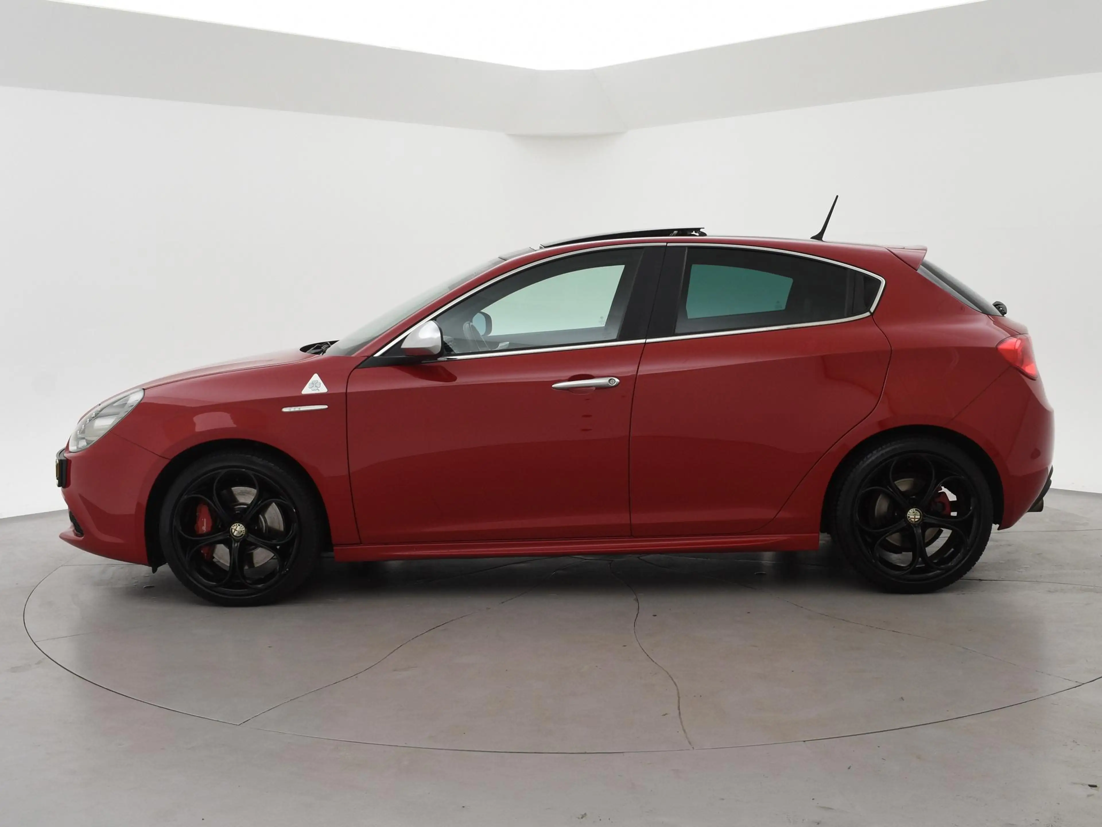 Alfa Romeo Giulietta 1.7 TBi QUADRIFOGLIO VERDE 235 PK + PANORAMADAK | — photo 5