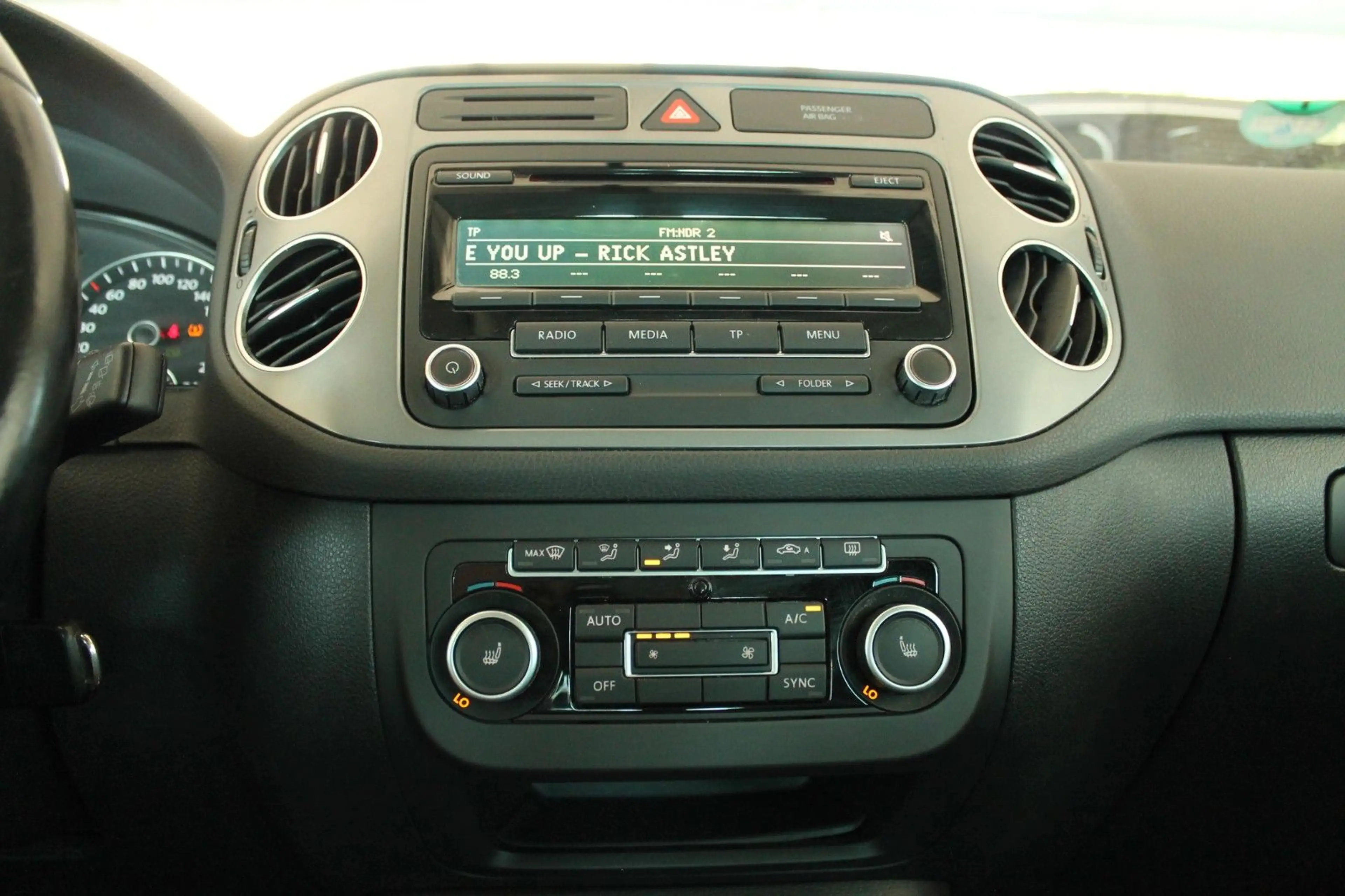 Volkswagen Golf Plus — photo 14
