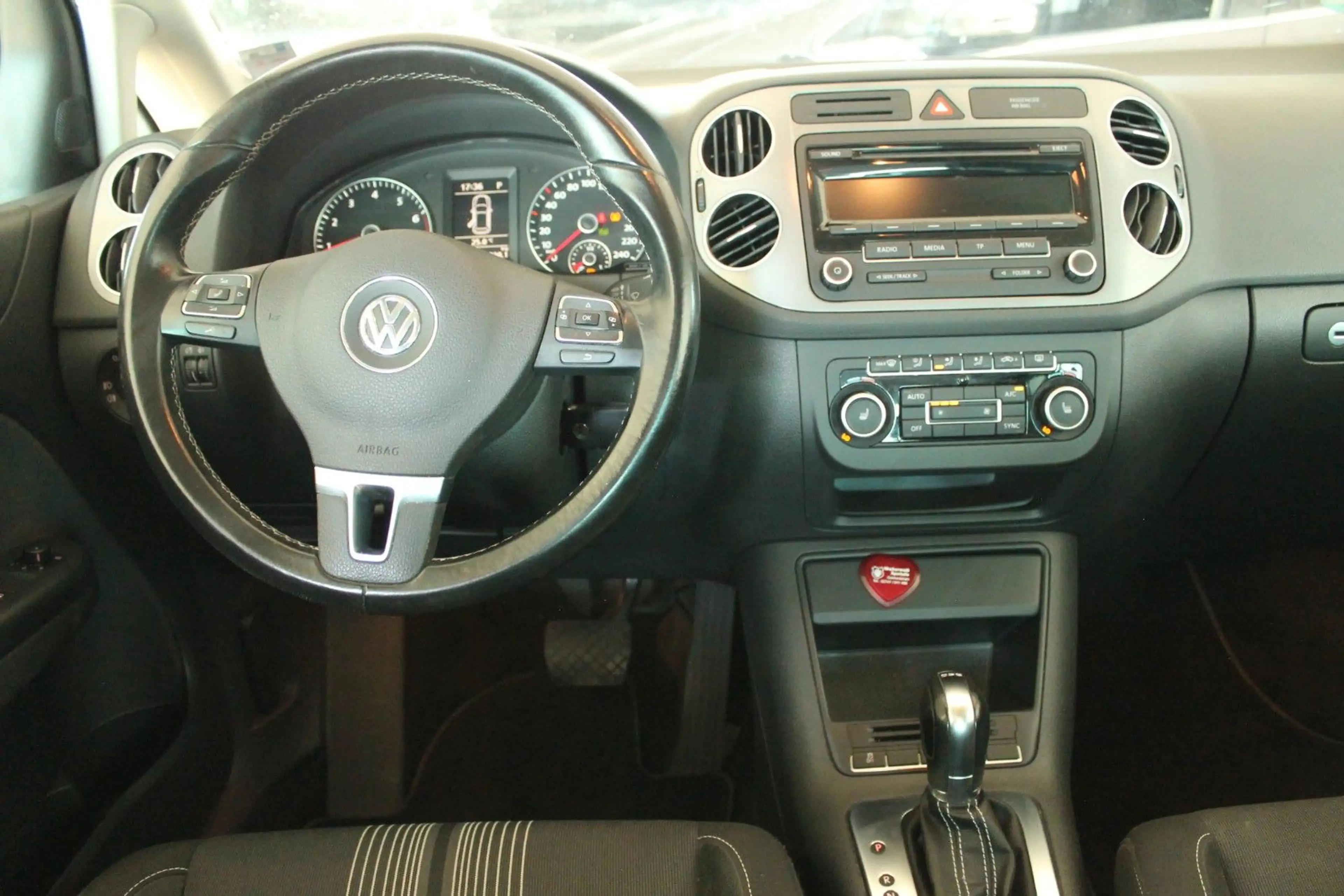 Volkswagen Golf Plus — photo 9