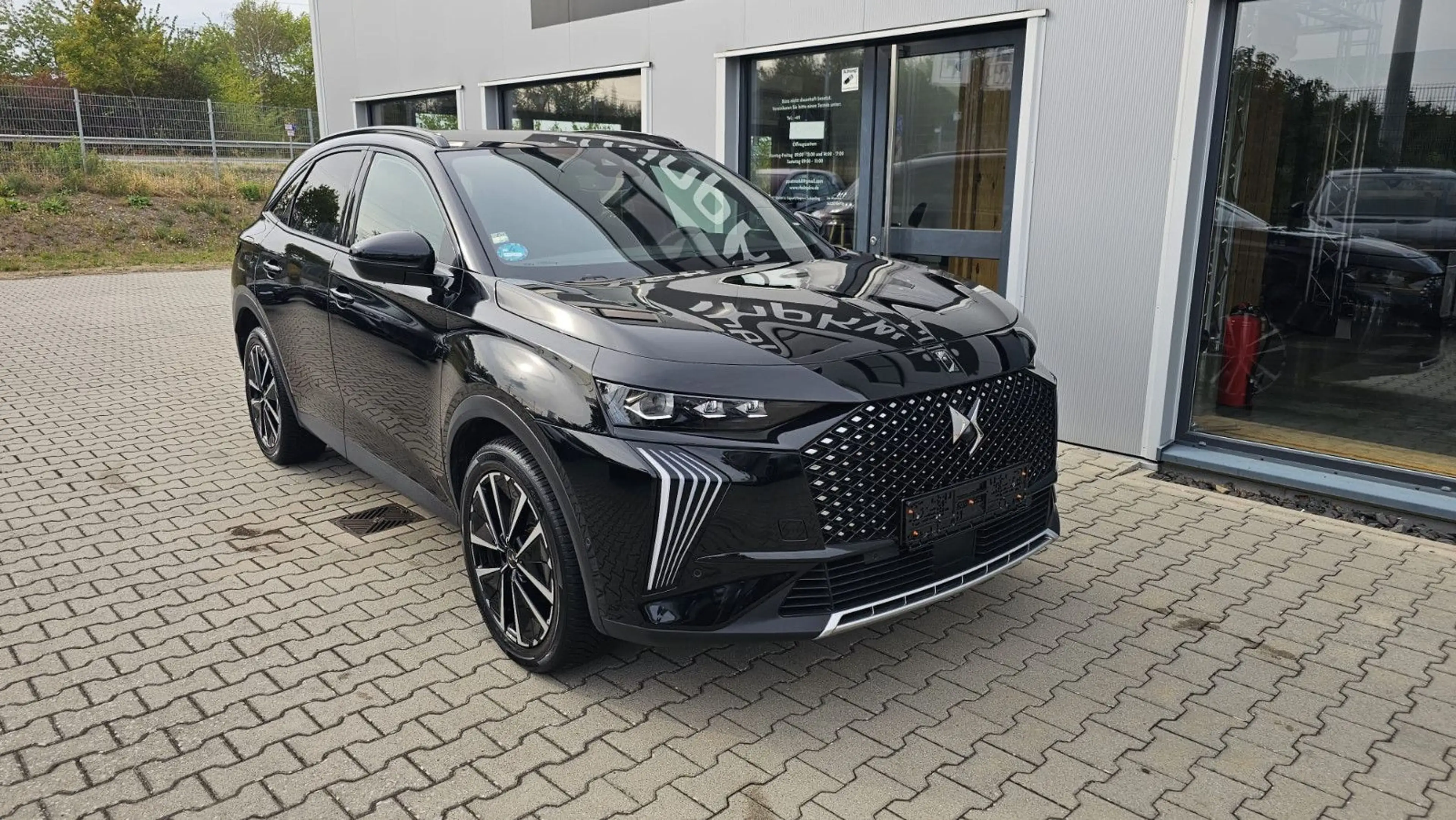 DS Automobiles DS 7 Crossback — photo 2