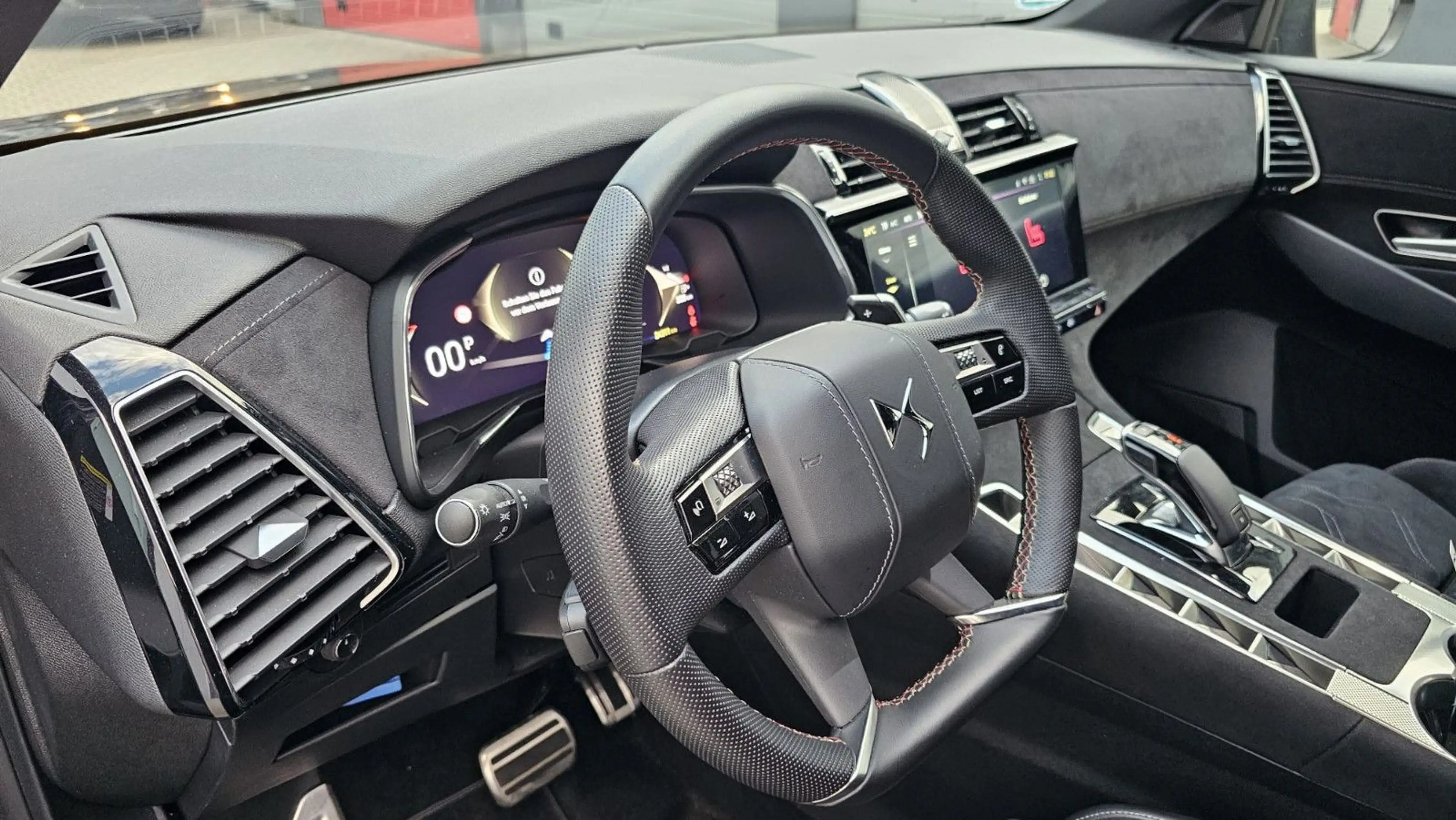 DS Automobiles DS 7 Crossback — photo 8