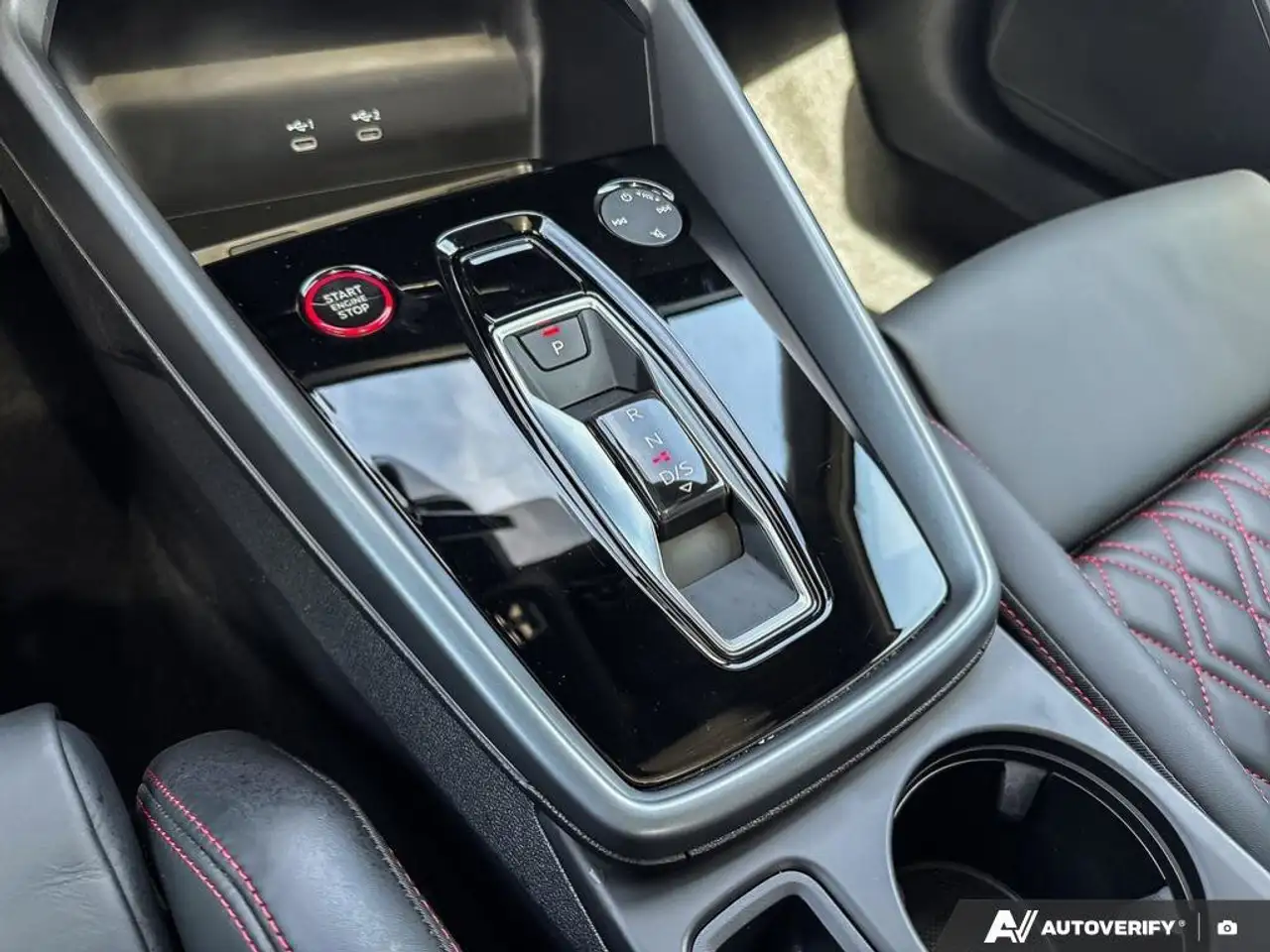 Audi S3 снимка Audi S3