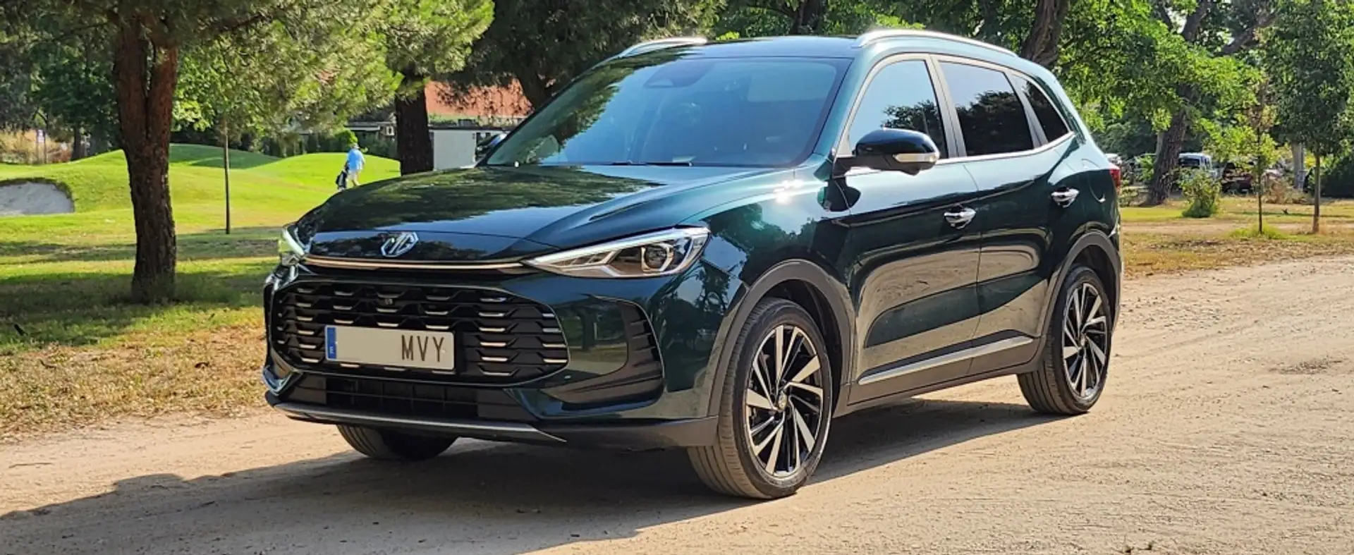 MG ZS 1.5 Hybrid+ Luxury Verde - 1