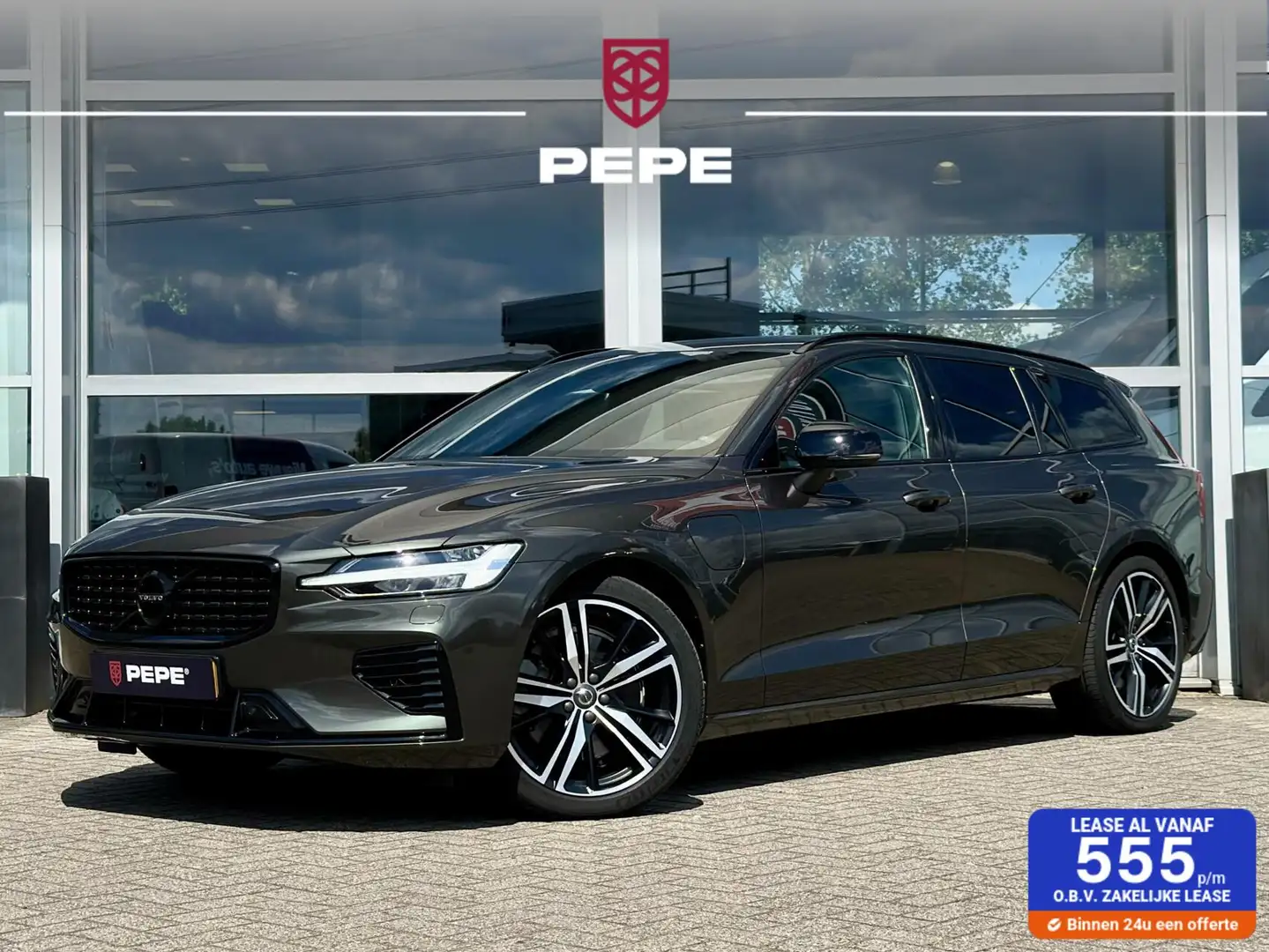 Volvo V60 2.0 T6 PHEV AWD Plus Dark|PANO|TREK|H&K|PILOT|CARP Grijs - 1
