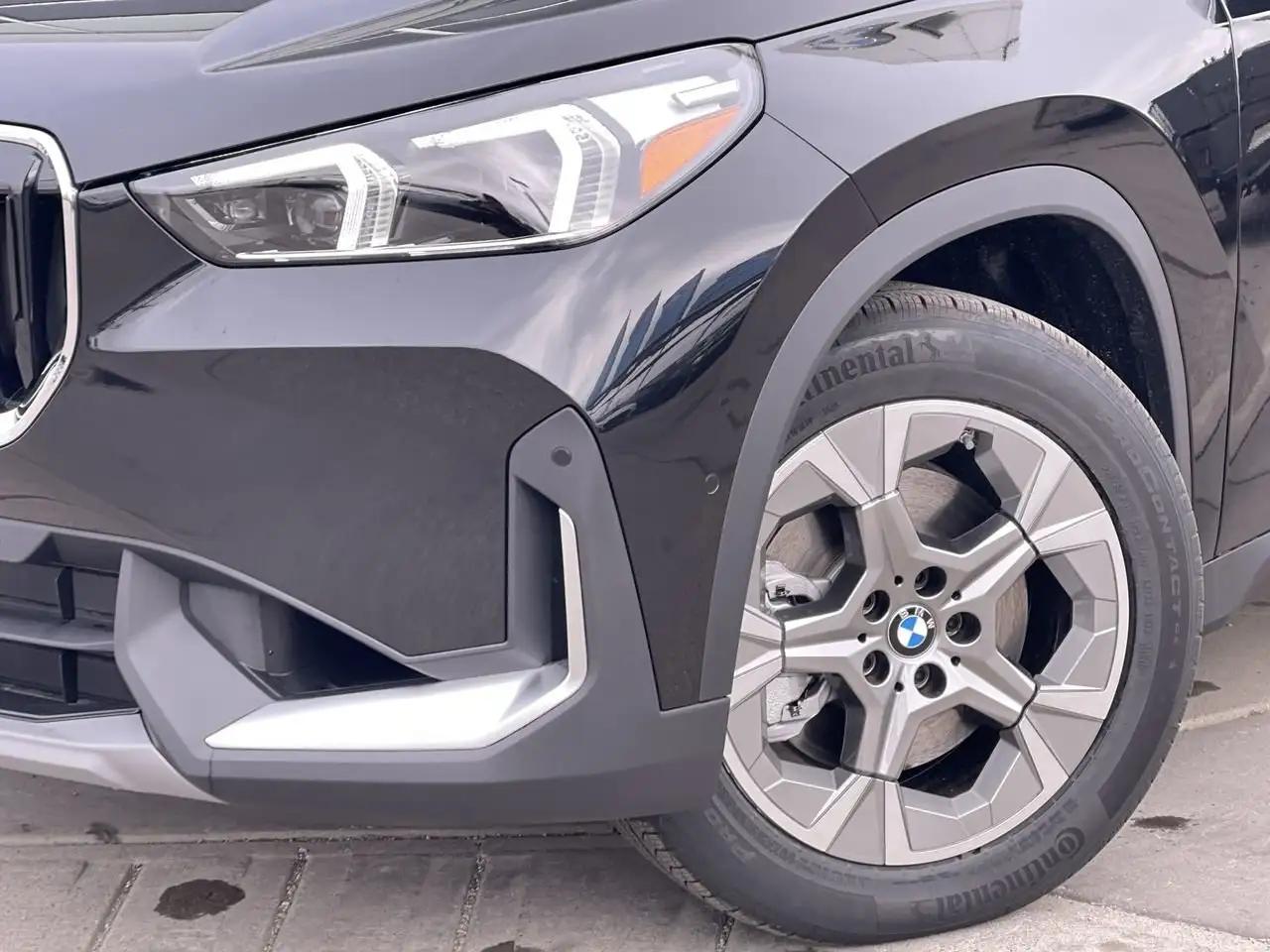 BMW X1 снимка BMW X1