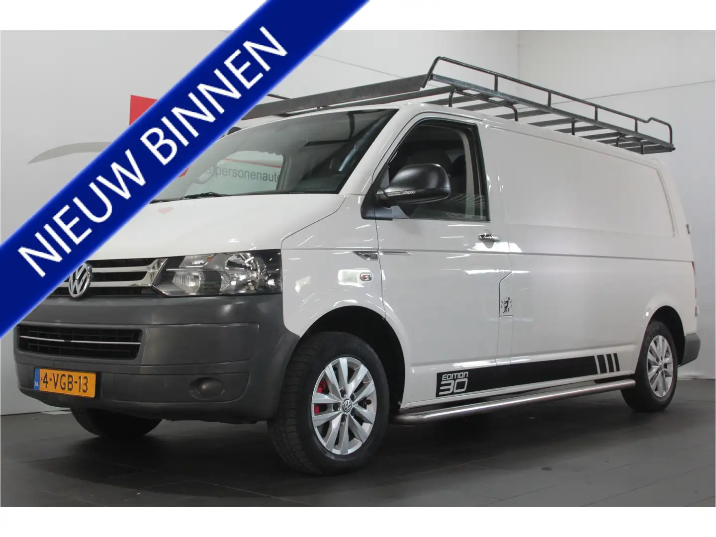 Volkswagen T5 Transporter 2.0 TDI L2H1 - Airco / Carplay / Trekhaak - 1