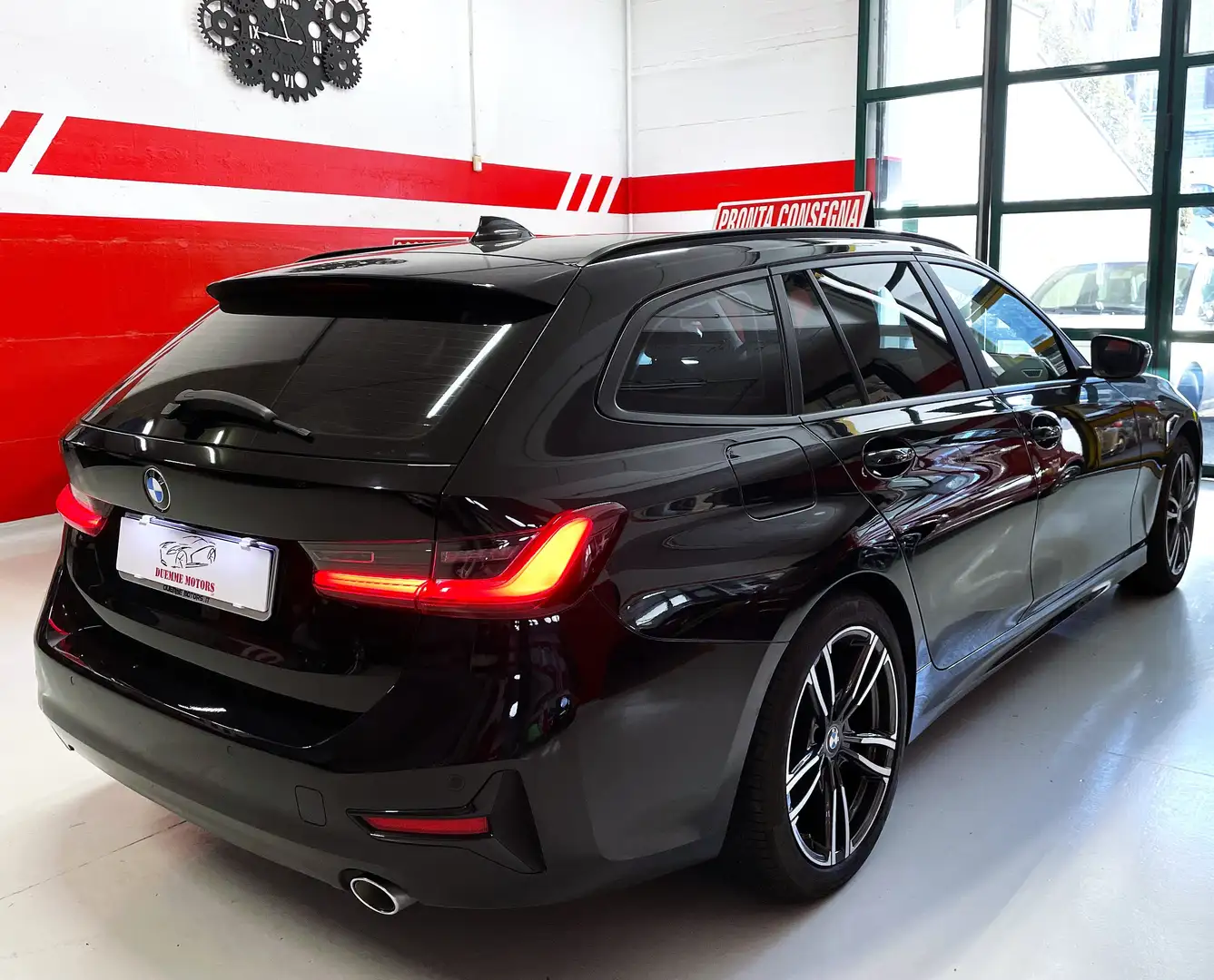 BMW 318 318d Touring mhev 48V Sport auto Pelle/Navi/Tel Noir - 2