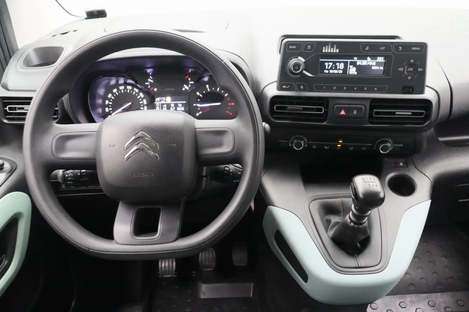 Citroen Berlingo 1.2 PureTech Live Cruise/control 1e Eigenaar Чорний - 2