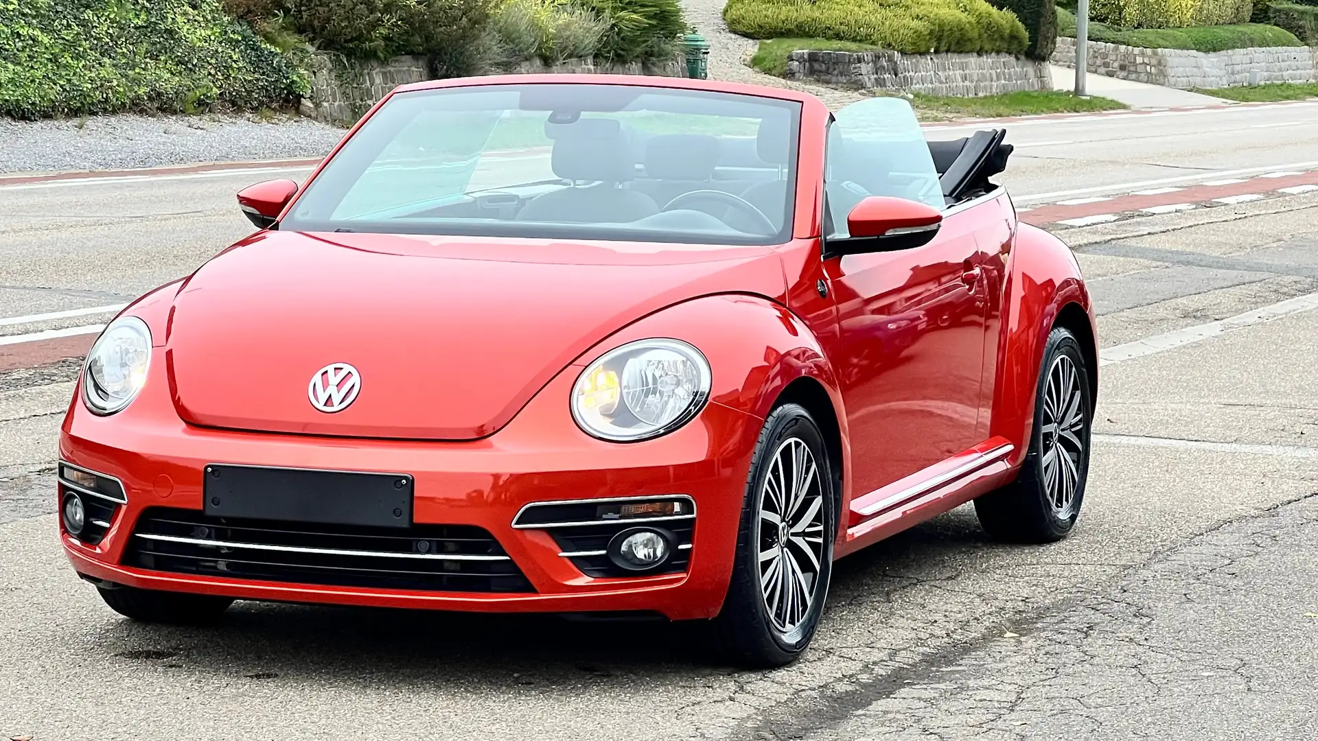 Volkswagen Beetle The Beetle Cabriolet 1.2 TSI (BlueMotion ) Sound Orange - 1