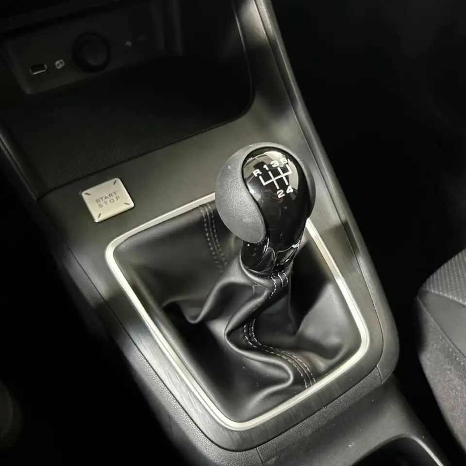 MG ZS 1.5 Comfort VARI COLORI DISPONIBILI 26