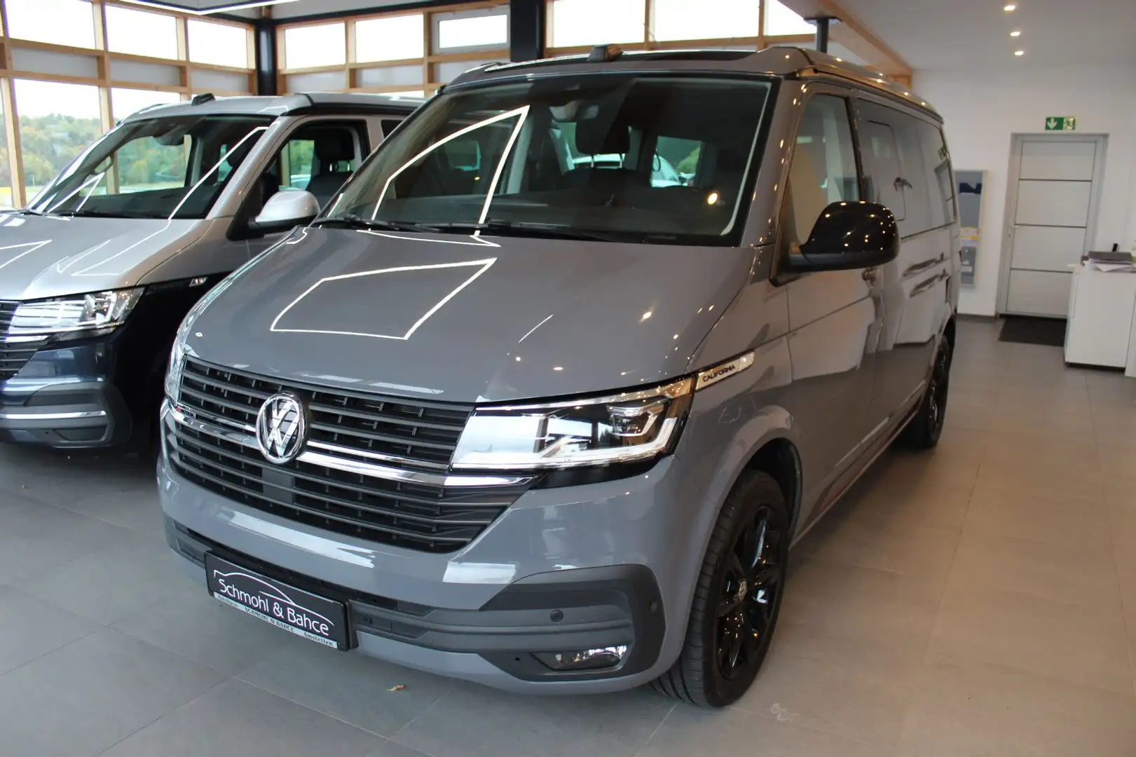 Volkswagen T6 California T6.1 California 2.0 TDI Beach Tour Edition 4Mo Grau - 1