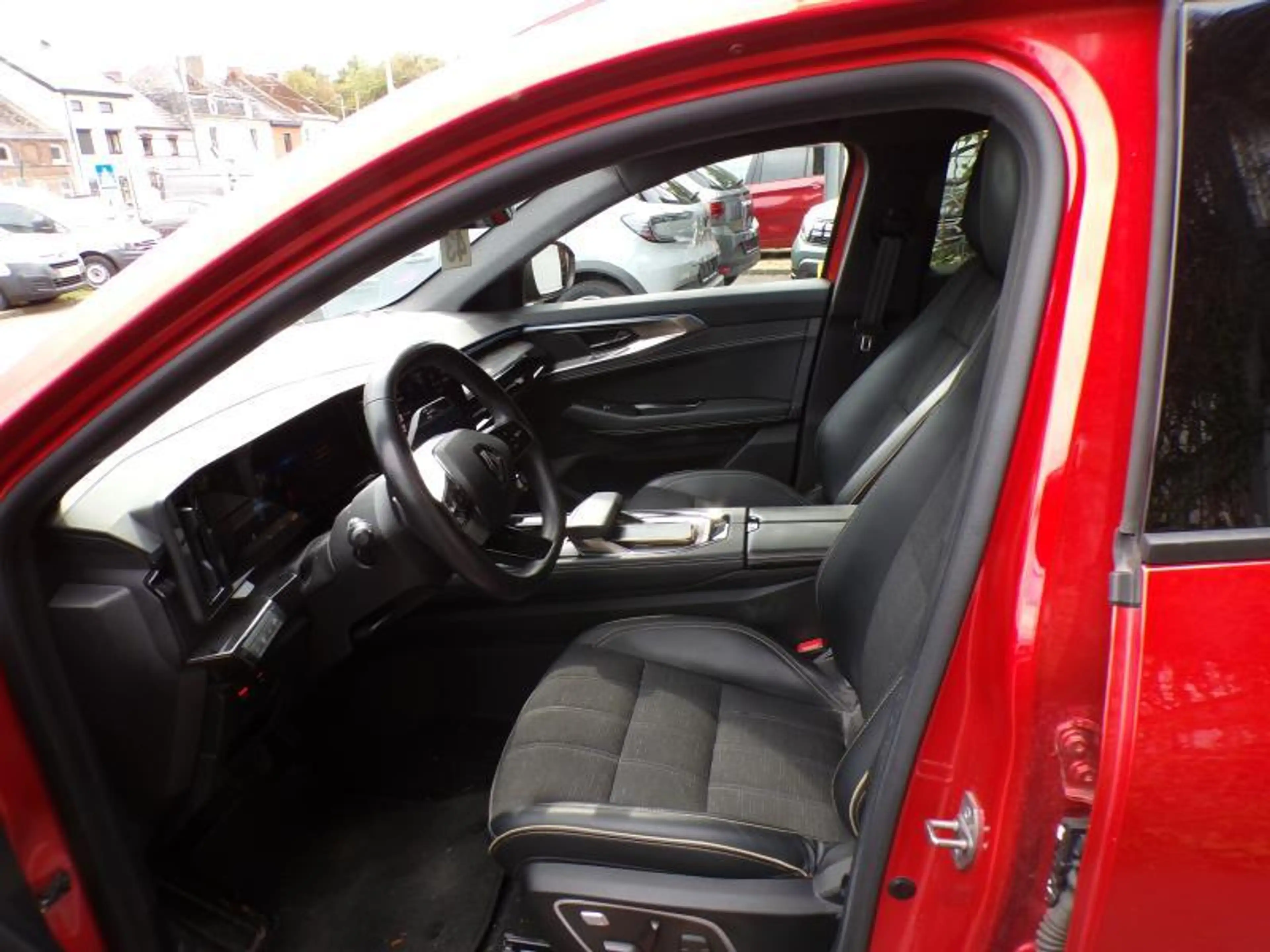 Renault Austral 1.2 131cv Automatique Rouge 03/24 Airco GPS Cruise — photo 6